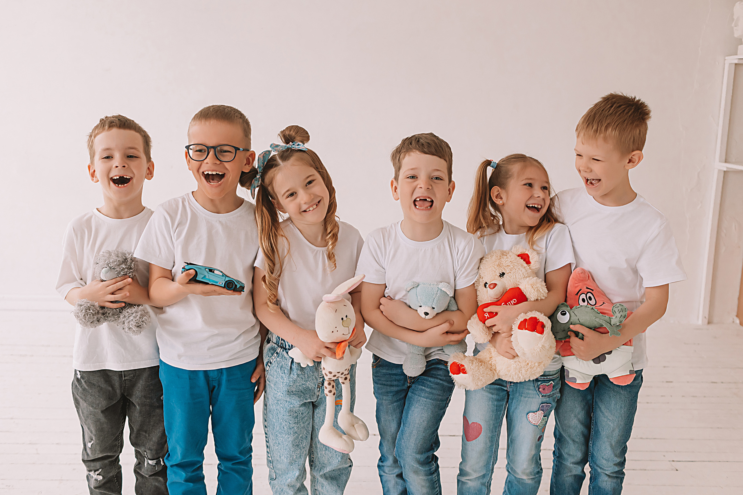 Садик в фотостудии. Семейный фотограф Тюмень, фотограф на роды Салмина Мария