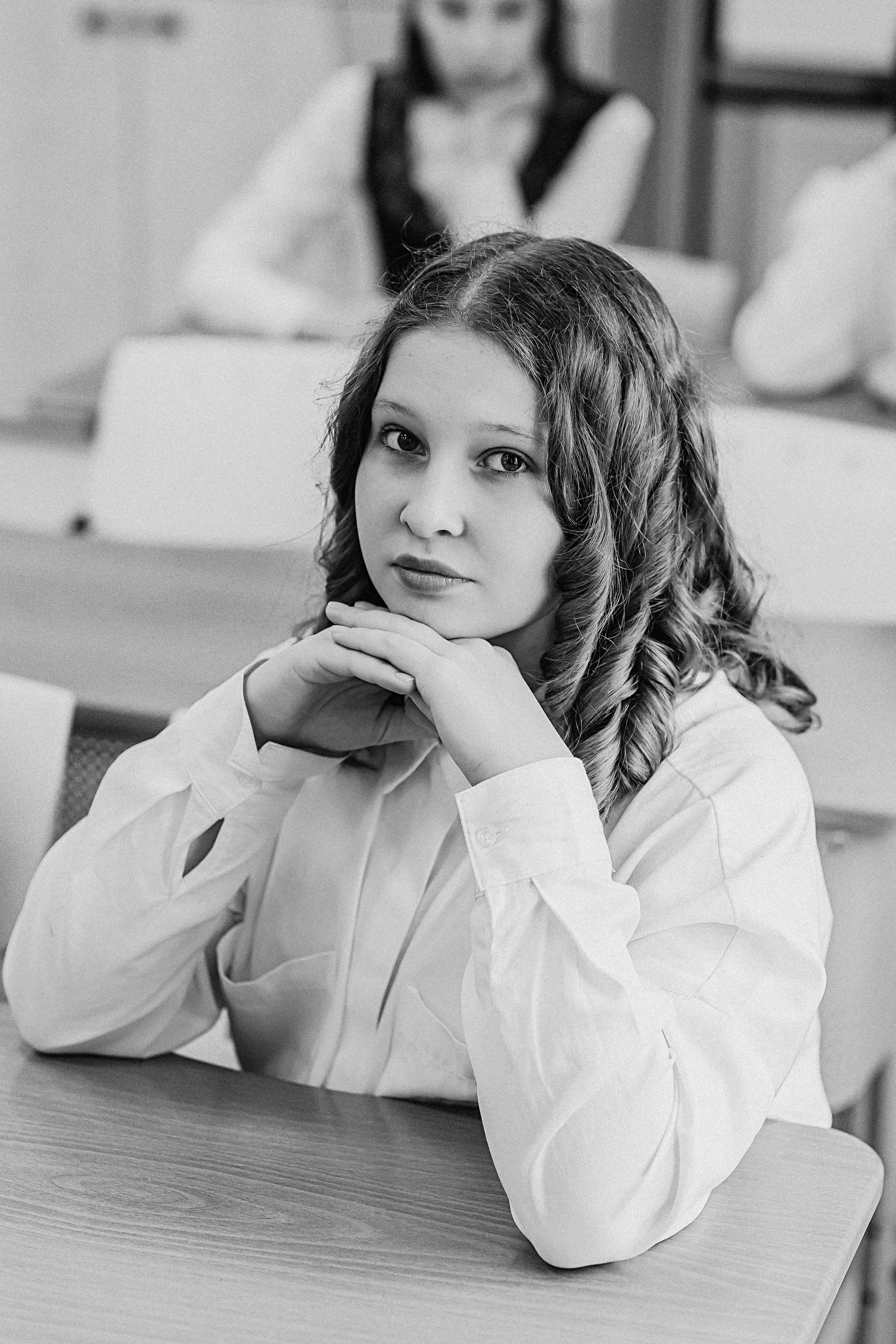 7 класс в кабинете. Семейный фотограф Тюмень, фотограф на роды Салмина Мария