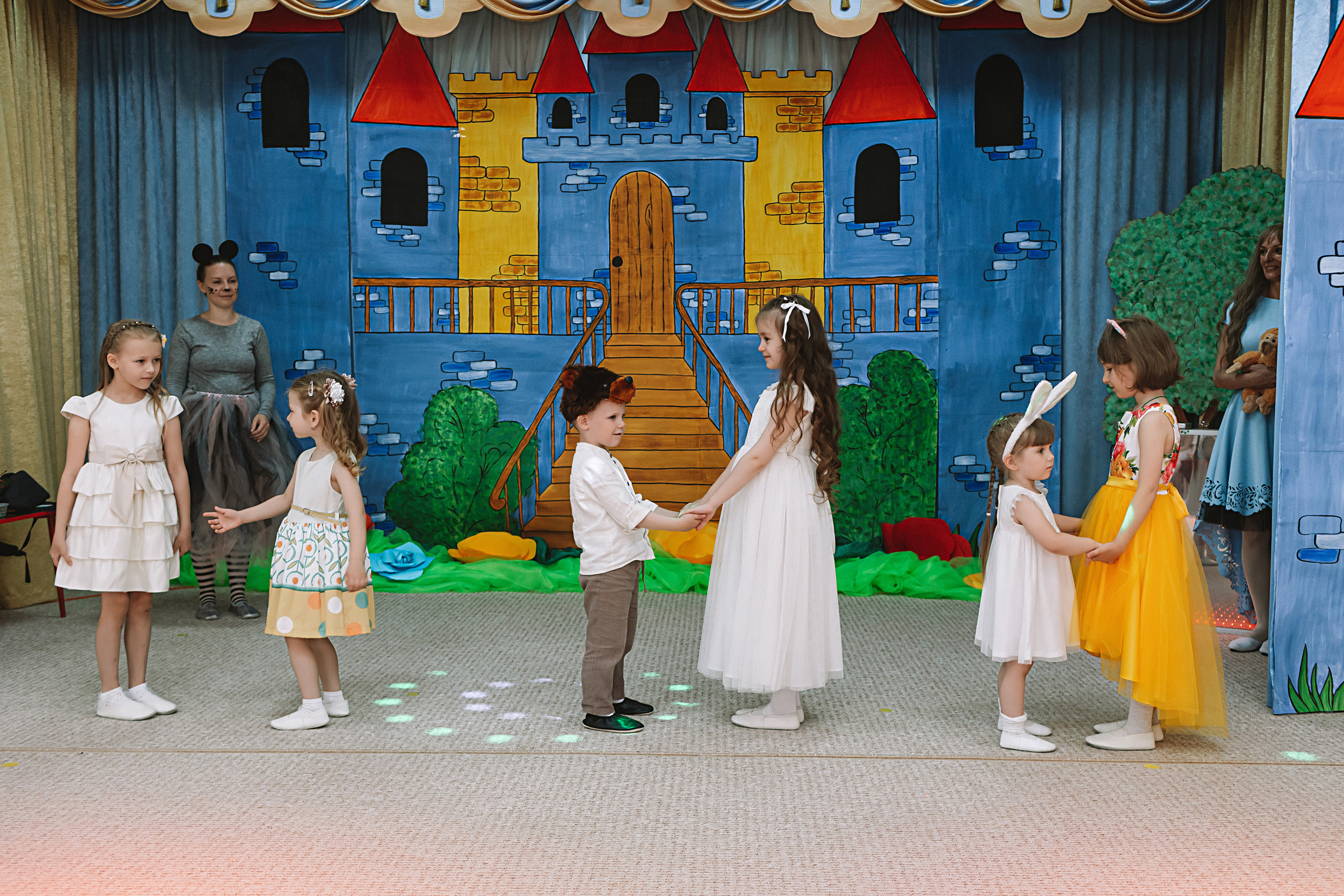 Выпускной детский сад. Семейный фотограф Тюмень, фотограф на роды Салмина Мария