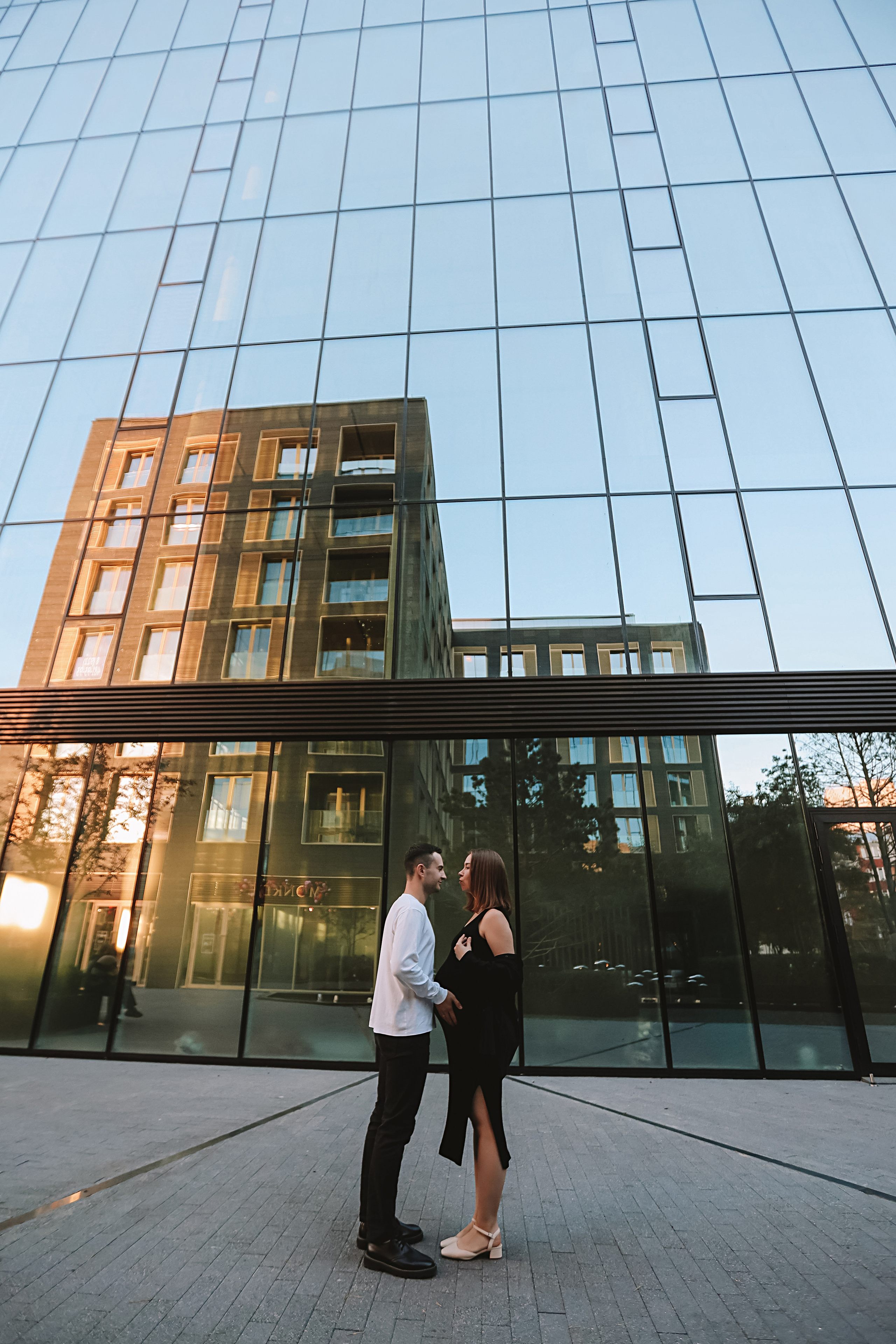 Беременность (центр города). Семейный фотограф Тюмень, фотограф на роды Салмина Мария