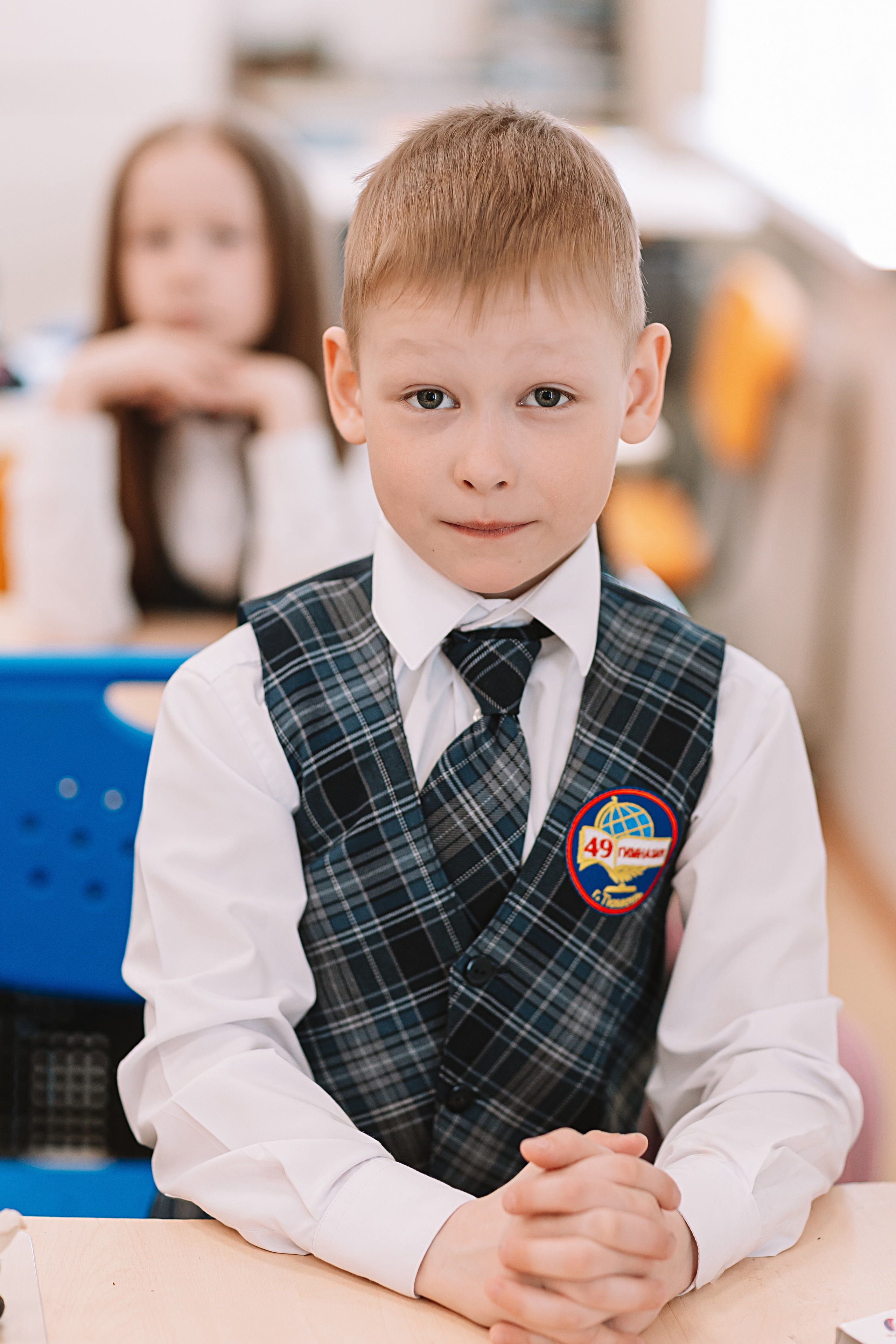 1 класс в кабинете. Семейный фотограф Тюмень, фотограф на роды Салмина Мария