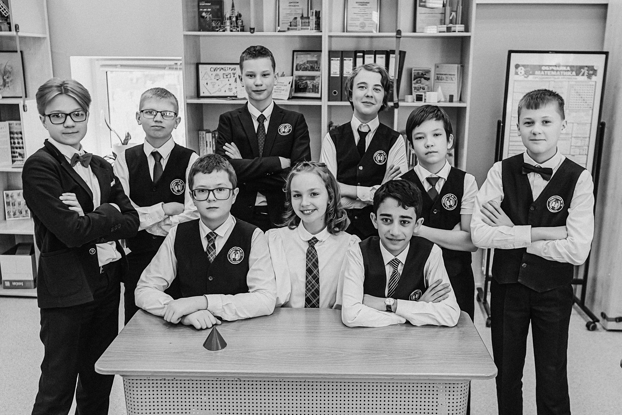 7 класс в кабинете. Семейный фотограф Тюмень, фотограф на роды Салмина Мария