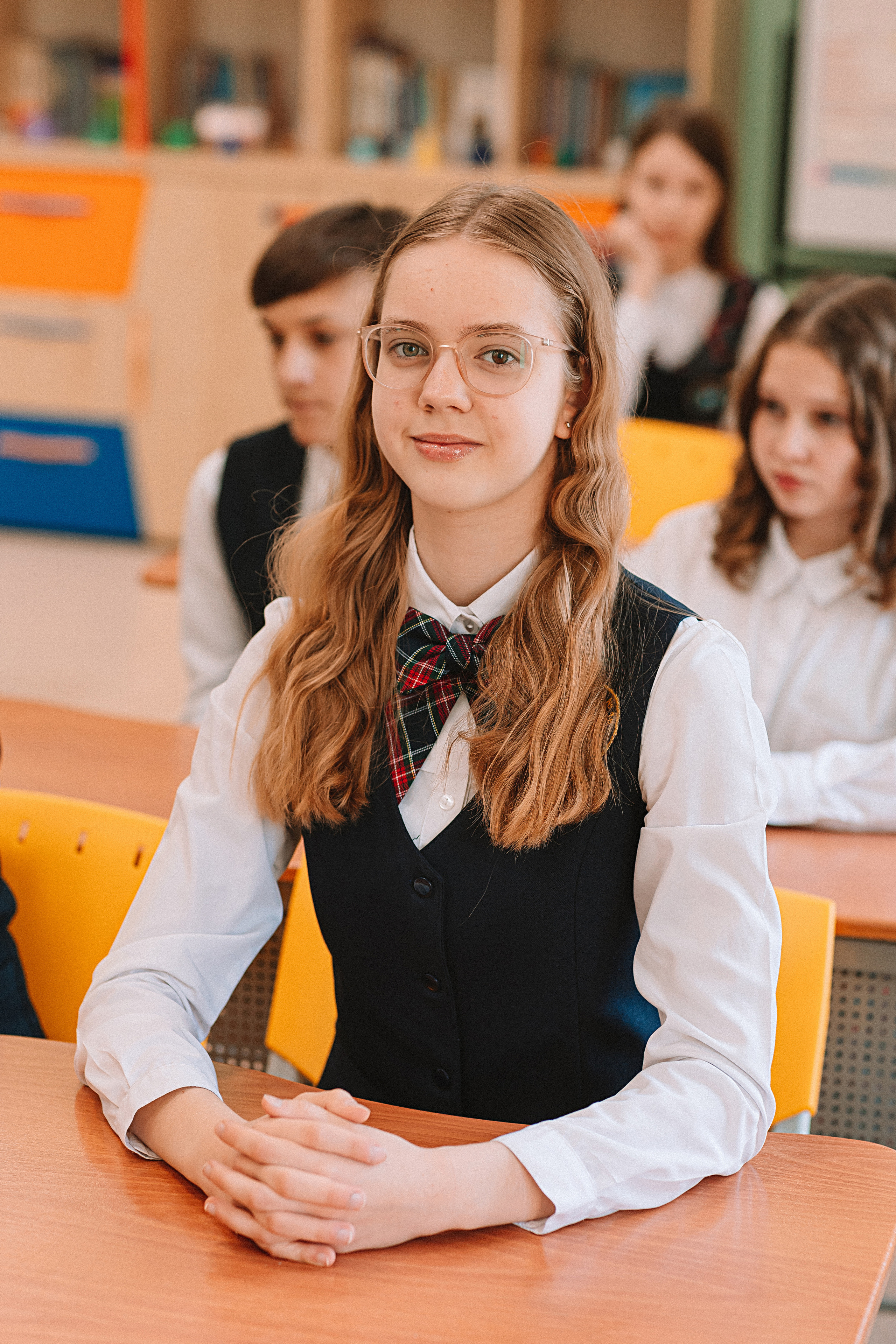 7 класс в кабинете. Семейный фотограф Тюмень, фотограф на роды Салмина Мария