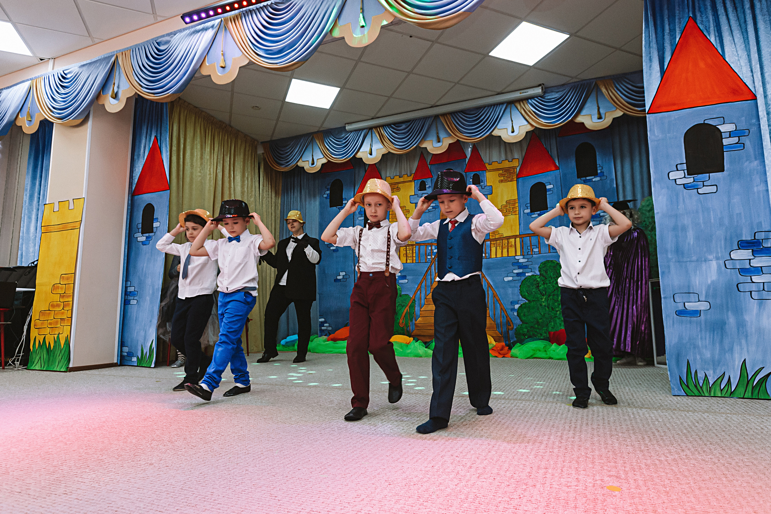 Выпускной детский сад. Семейный фотограф Тюмень, фотограф на роды Салмина Мария