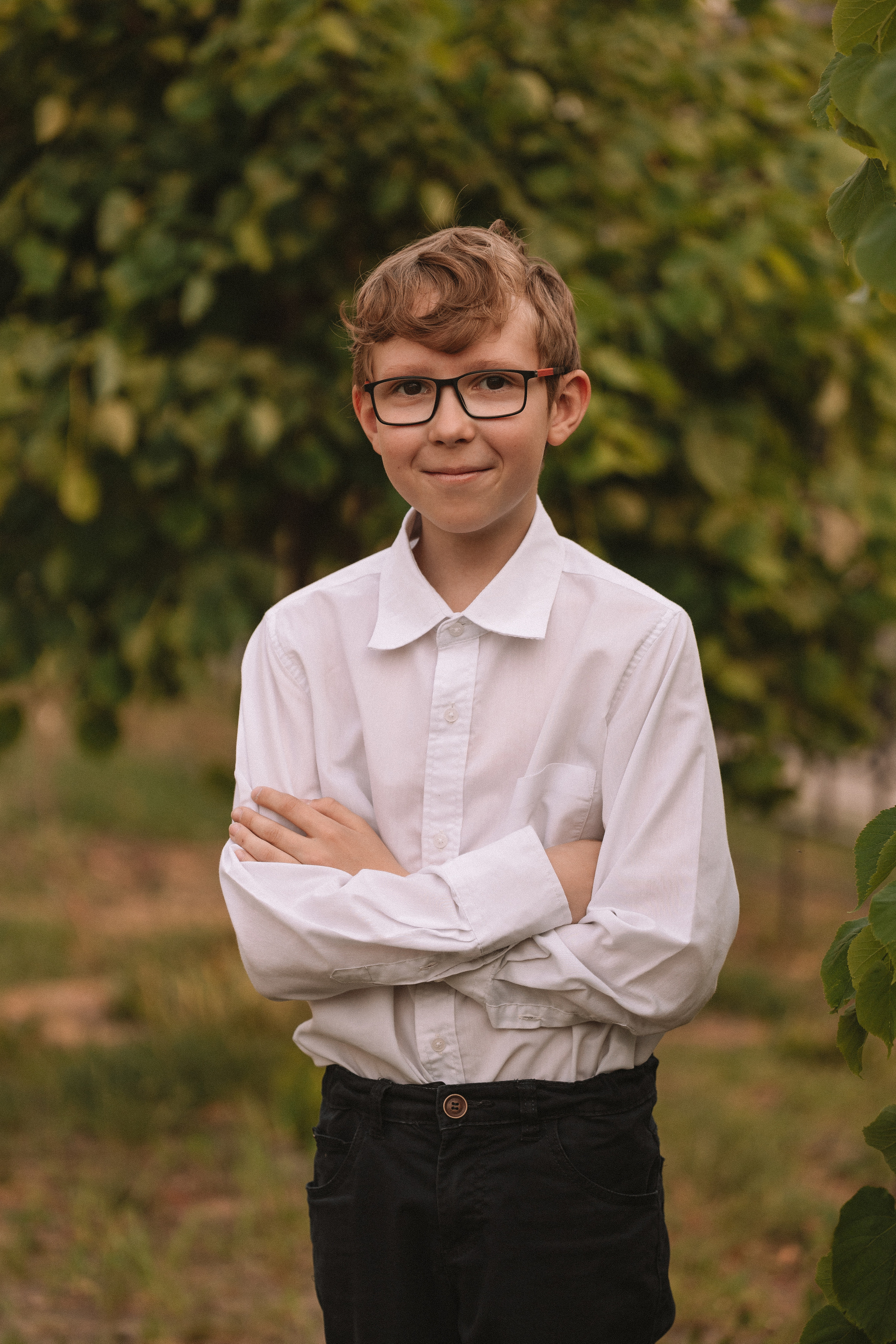 3 класс у школы. Семейный фотограф Тюмень, фотограф на роды Салмина Мария