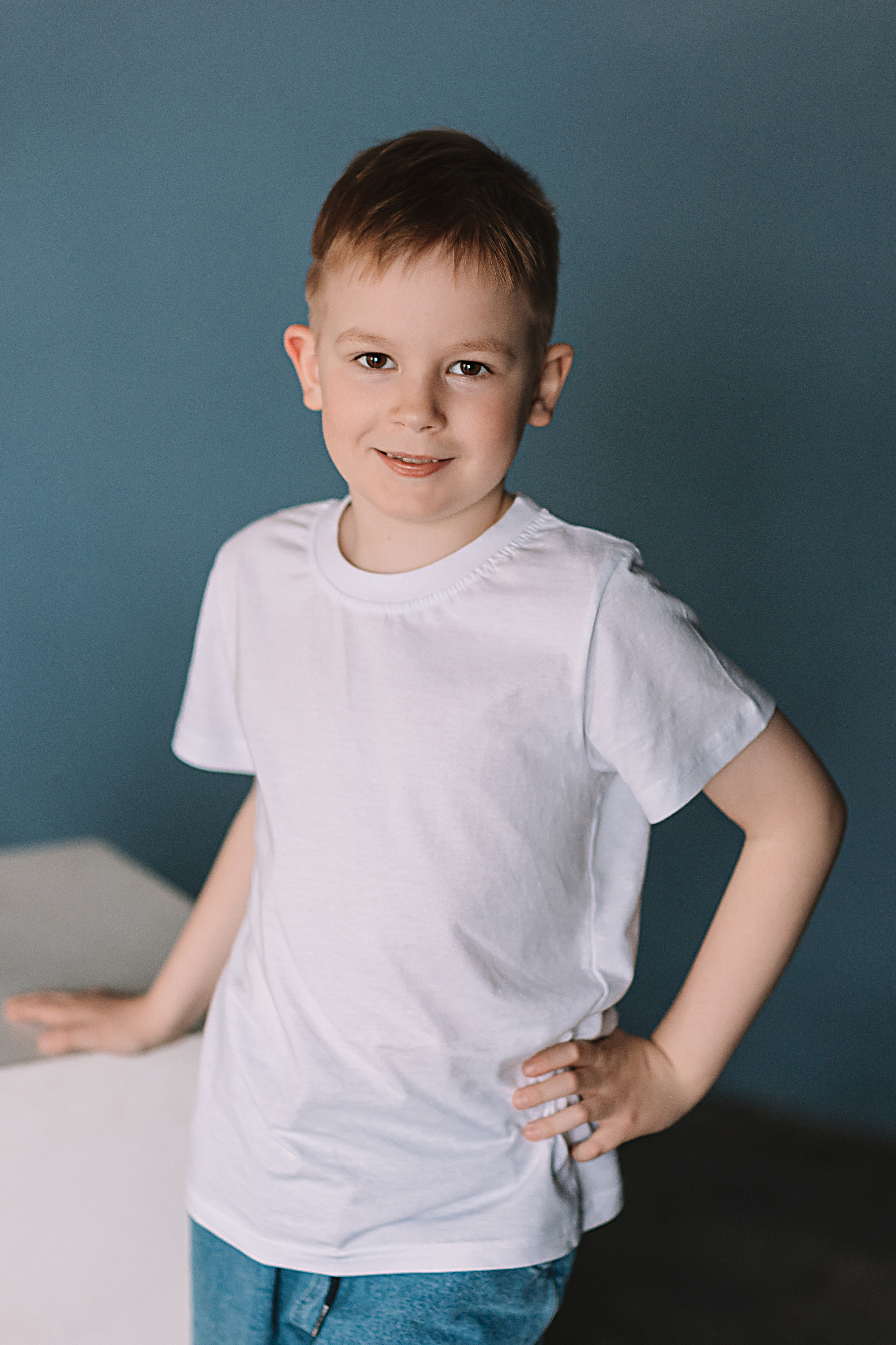 Садик в фотостудии. Семейный фотограф Тюмень, фотограф на роды Салмина Мария