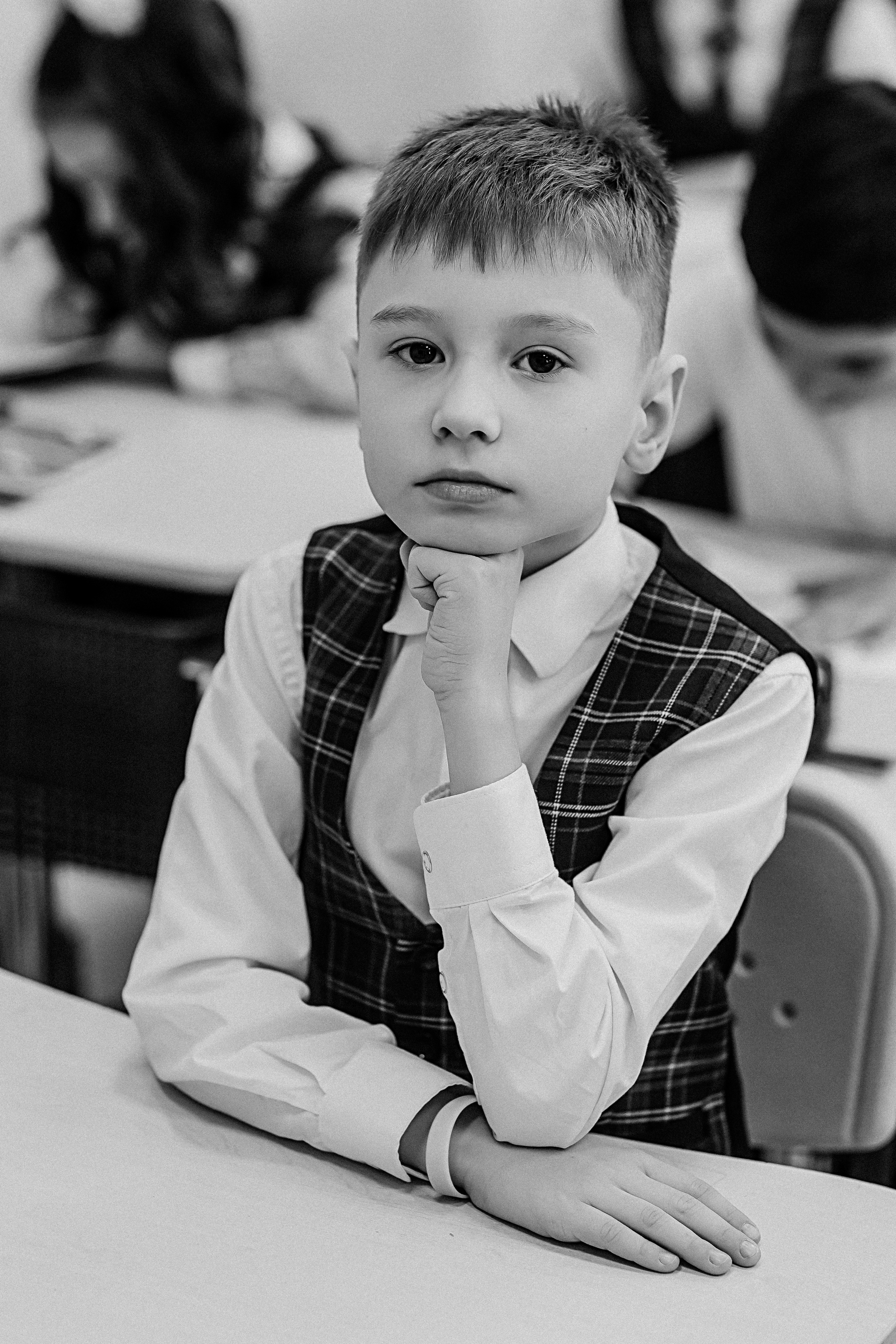 1 класс в кабинете. Семейный фотограф Тюмень, фотограф на роды Салмина Мария