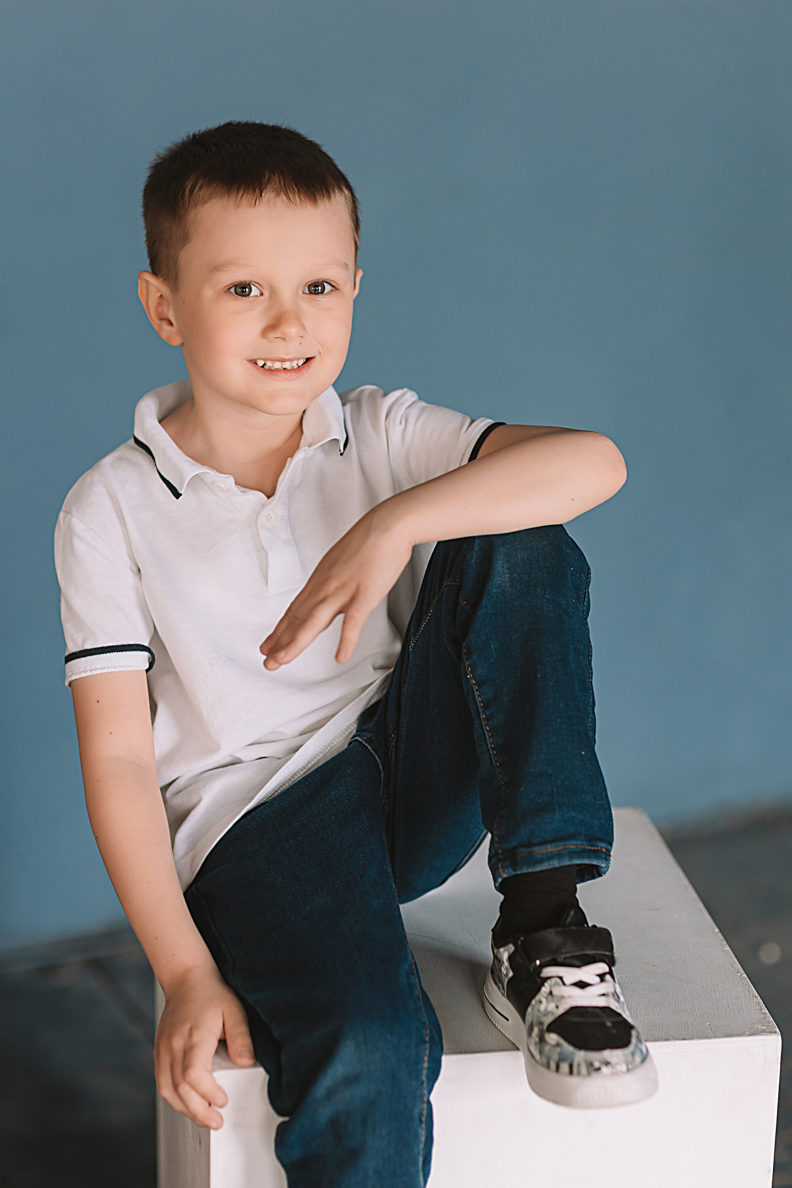 Садик в фотостудии. Семейный фотограф Тюмень, фотограф на роды Салмина Мария