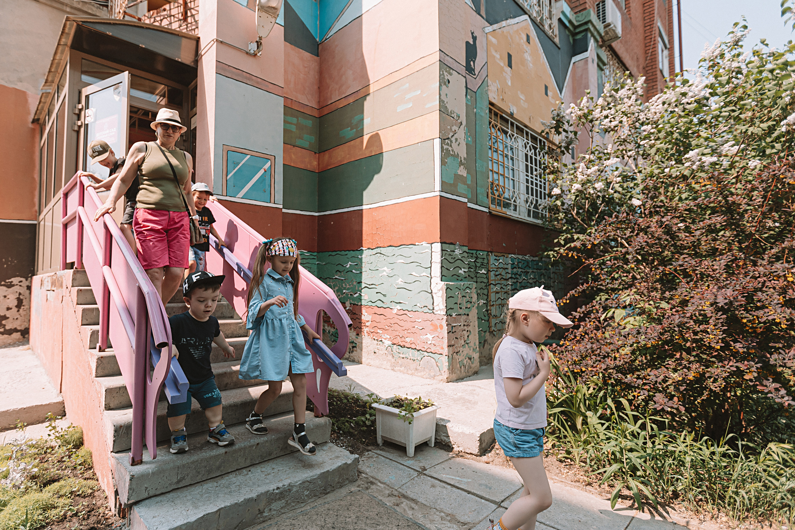 Один день в саду (частный). Семейный фотограф Тюмень, фотограф на роды Салмина Мария