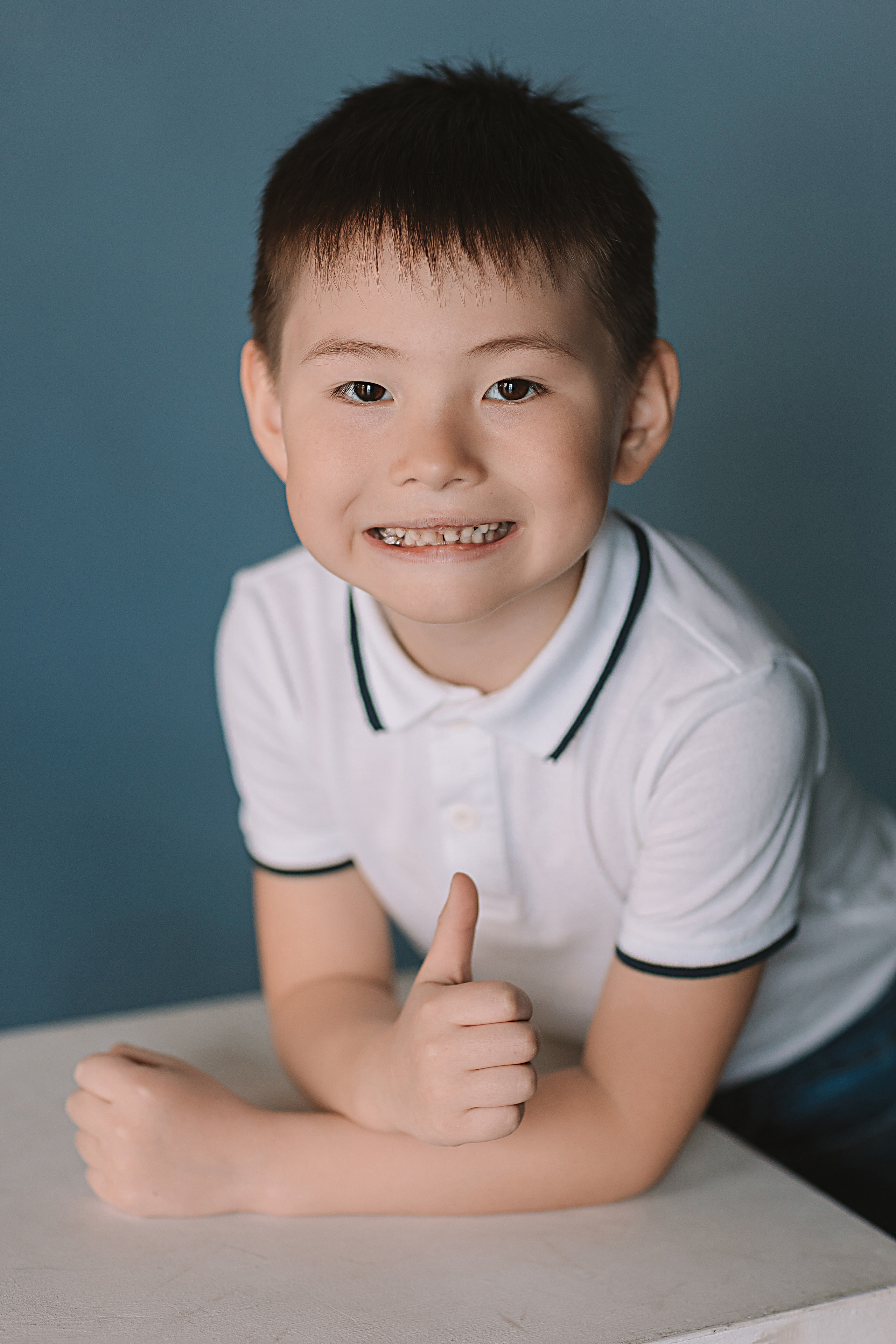 Садик в фотостудии. Семейный фотограф Тюмень, фотограф на роды Салмина Мария