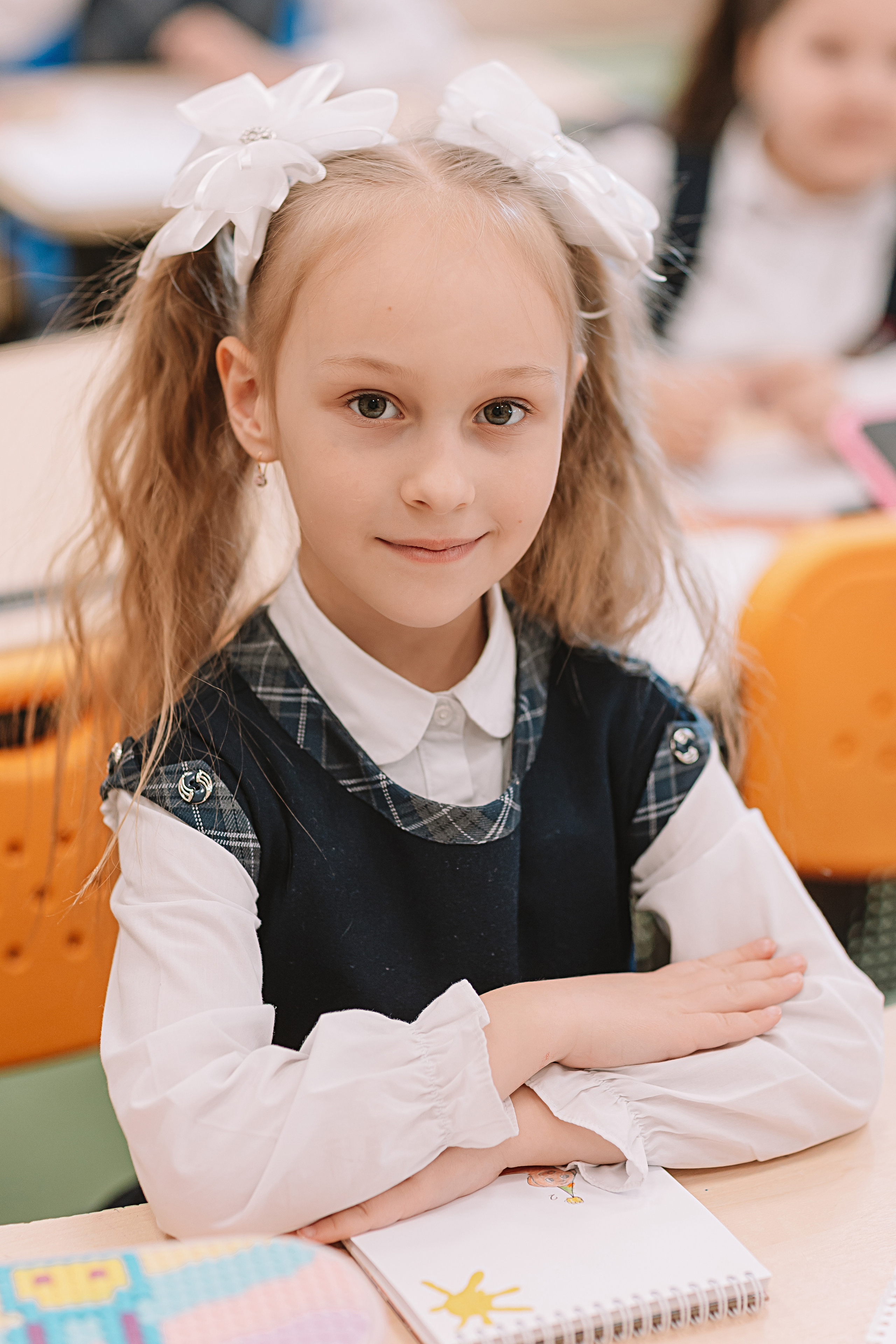 1 класс в кабинете. Семейный фотограф Тюмень, фотограф на роды Салмина Мария