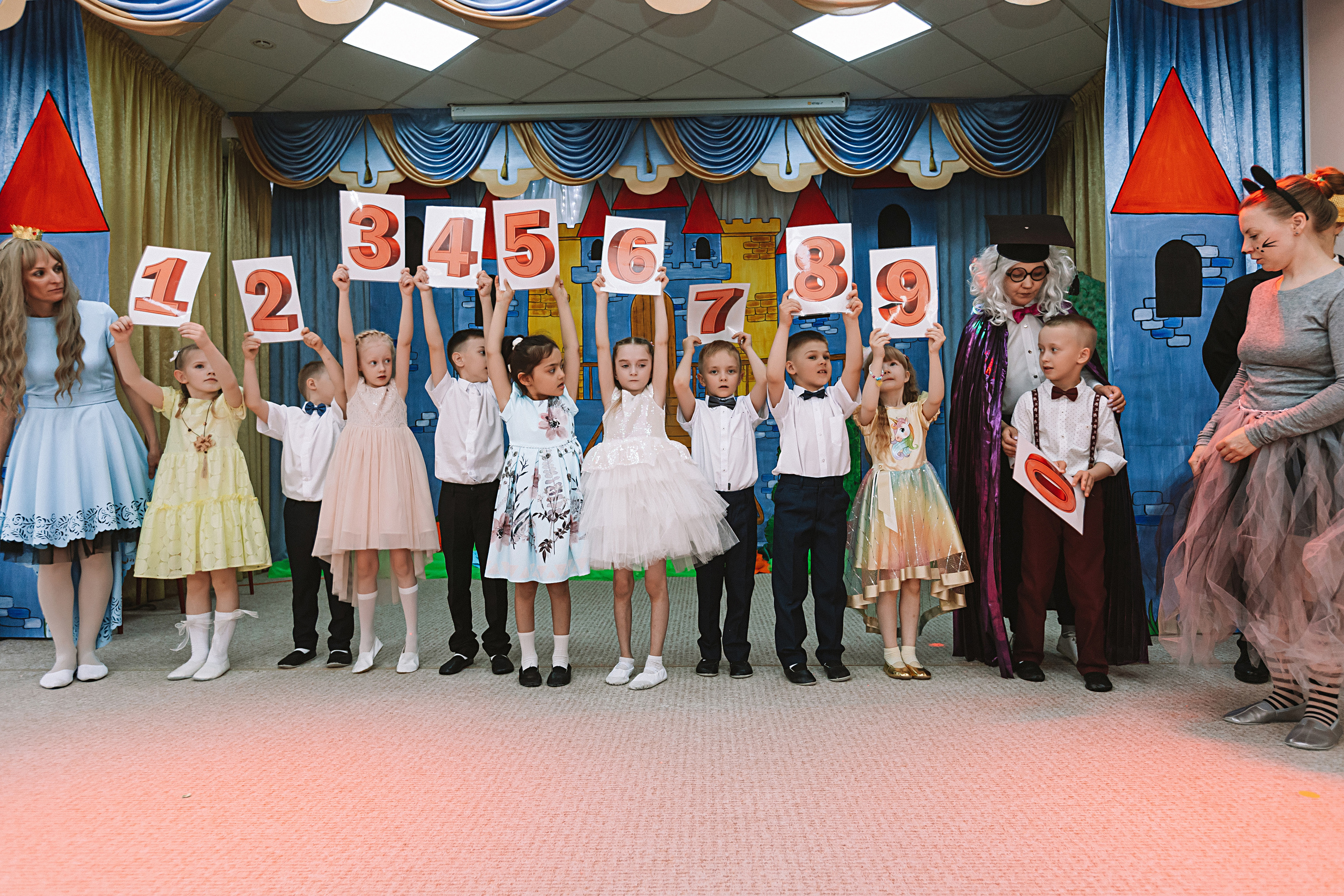 Выпускной детский сад. Семейный фотограф Тюмень, фотограф на роды Салмина Мария