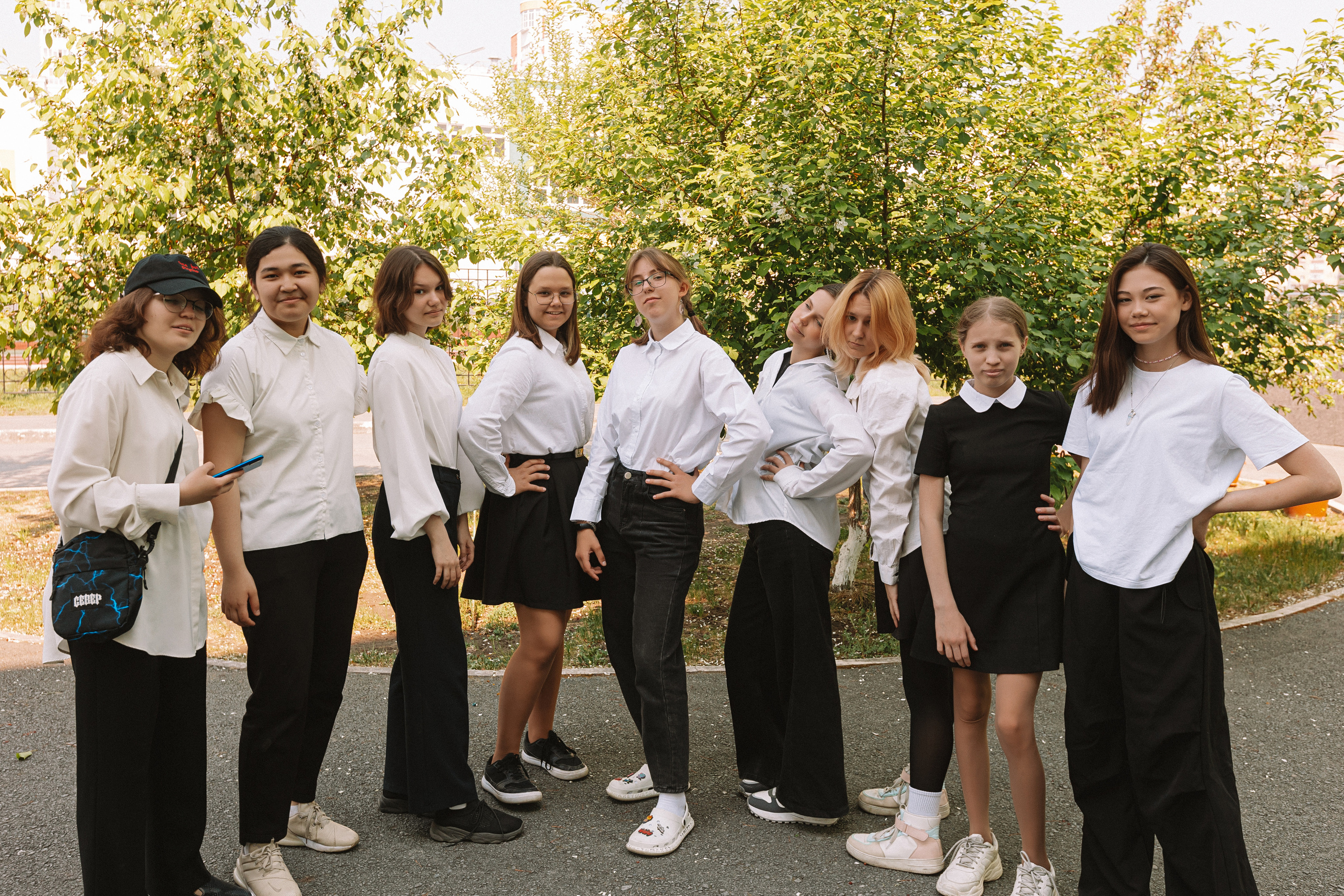 7 класс на улице. Семейный фотограф Тюмень, фотограф на роды Салмина Мария