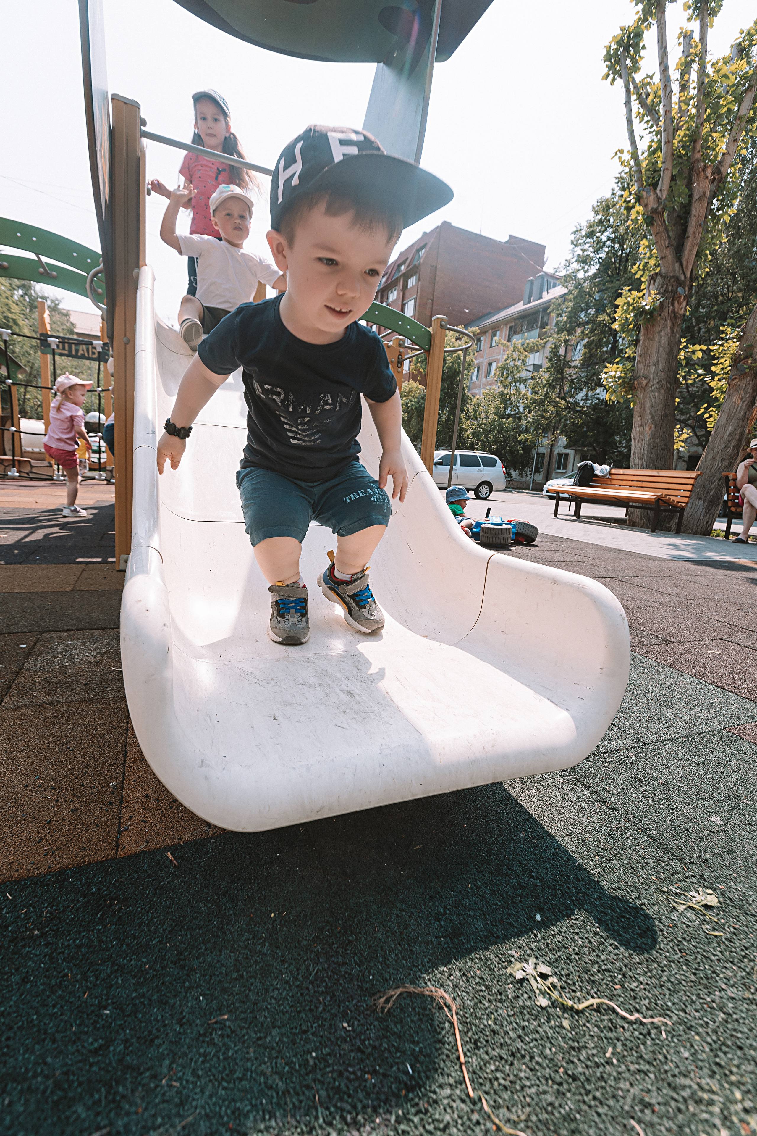 Один день в саду (частный). Семейный фотограф Тюмень, фотограф на роды Салмина Мария
