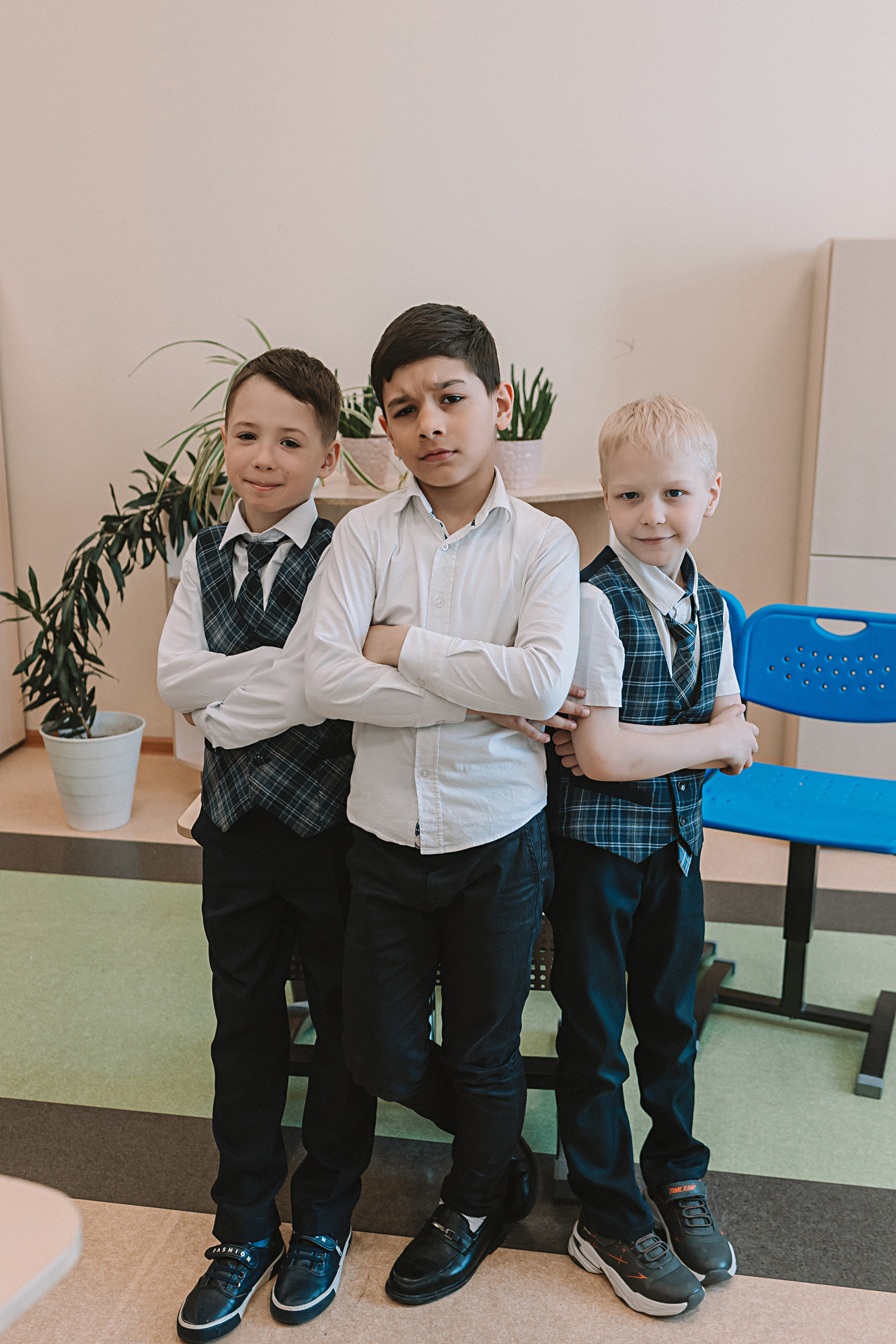 1 класс в кабинете. Семейный фотограф Тюмень, фотограф на роды Салмина Мария