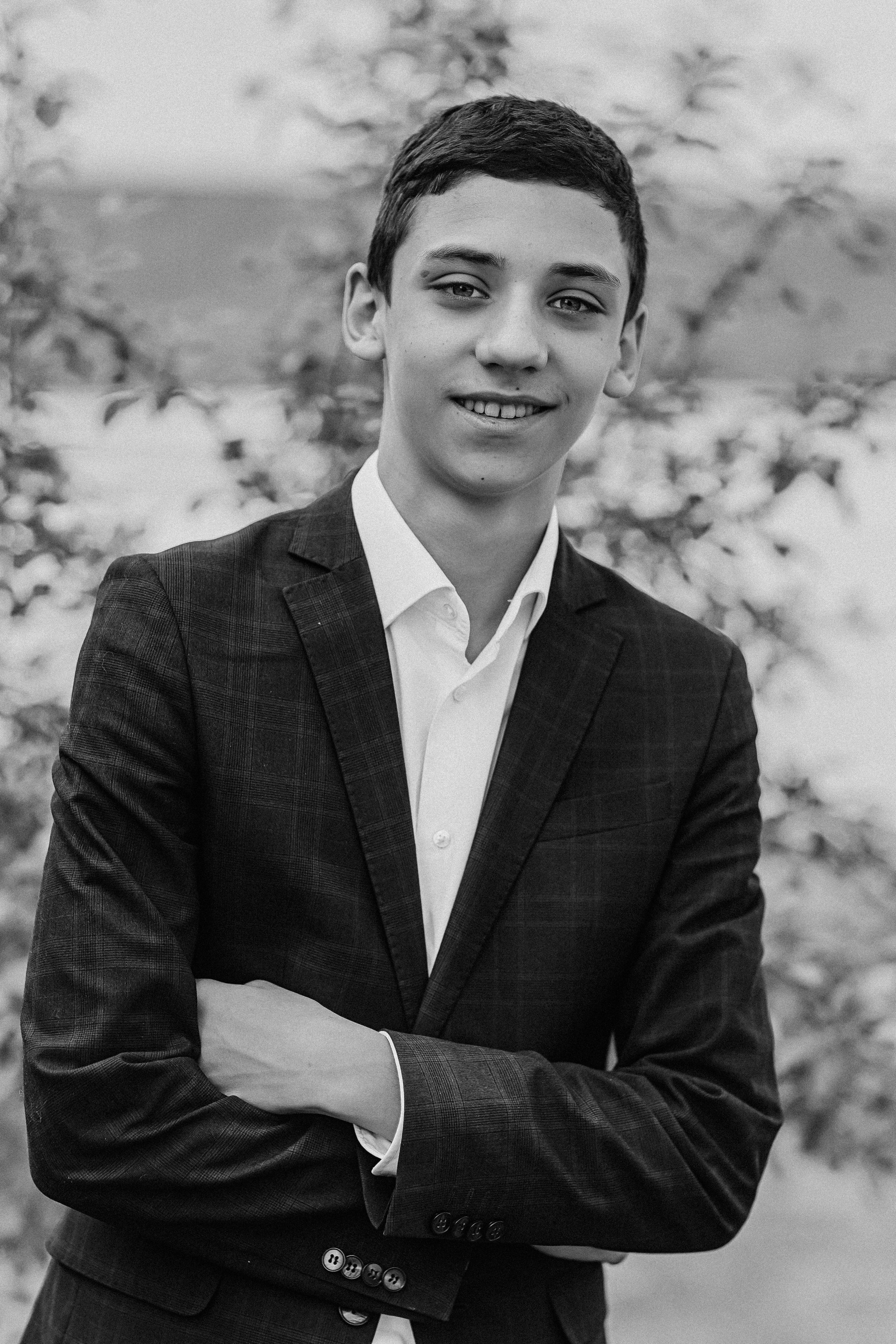 7 класс на улице. Семейный фотограф Тюмень, фотограф на роды Салмина Мария