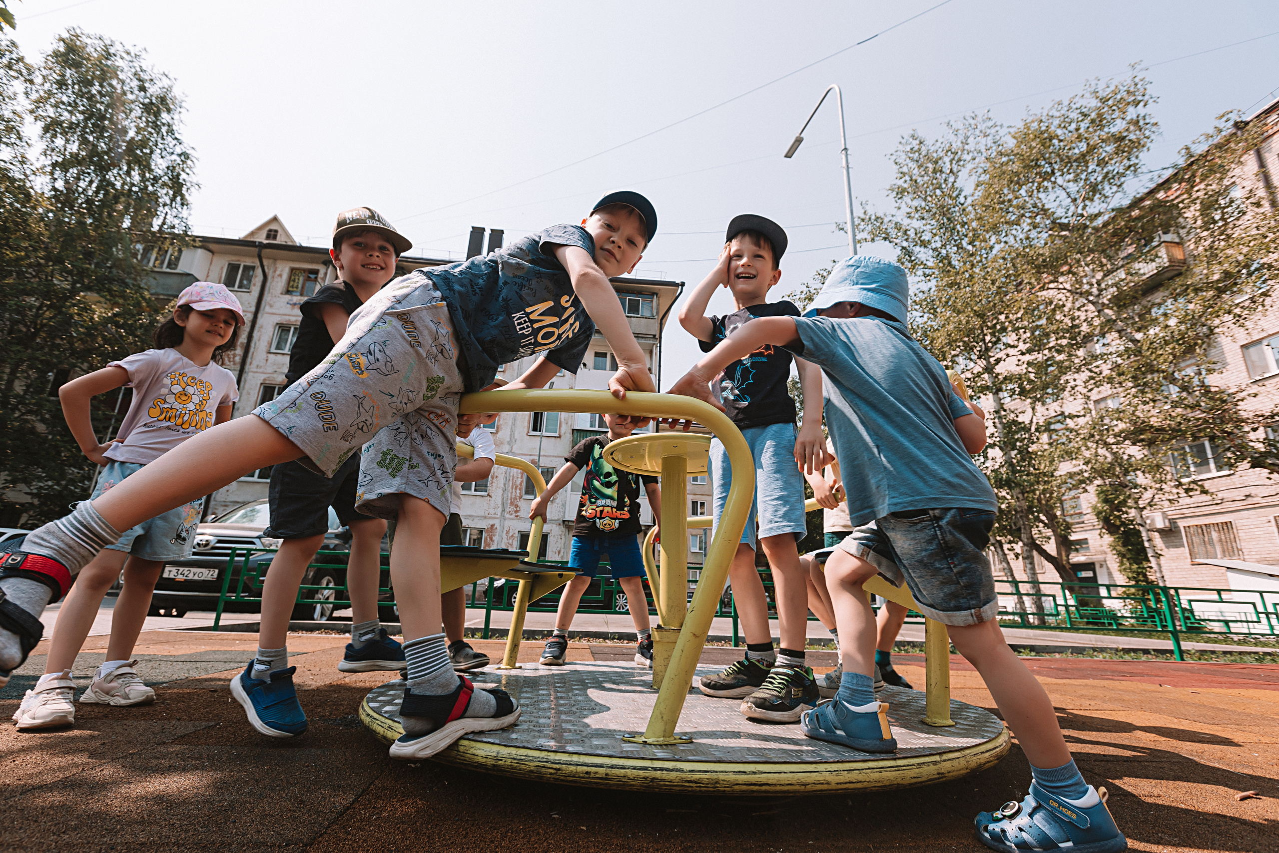 Один день в саду (частный). Семейный фотограф Тюмень, фотограф на роды Салмина Мария