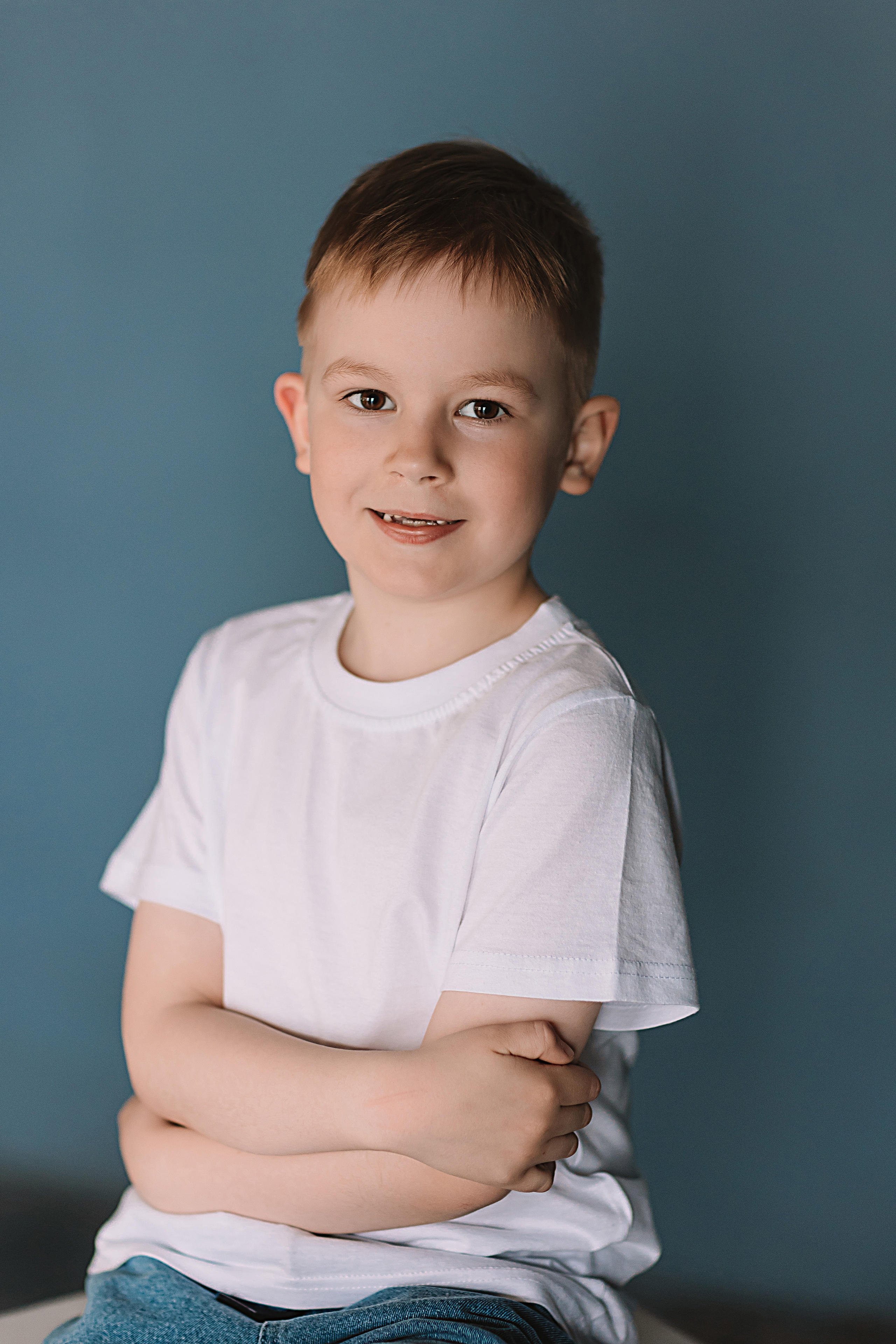 Садик в фотостудии. Семейный фотограф Тюмень, фотограф на роды Салмина Мария