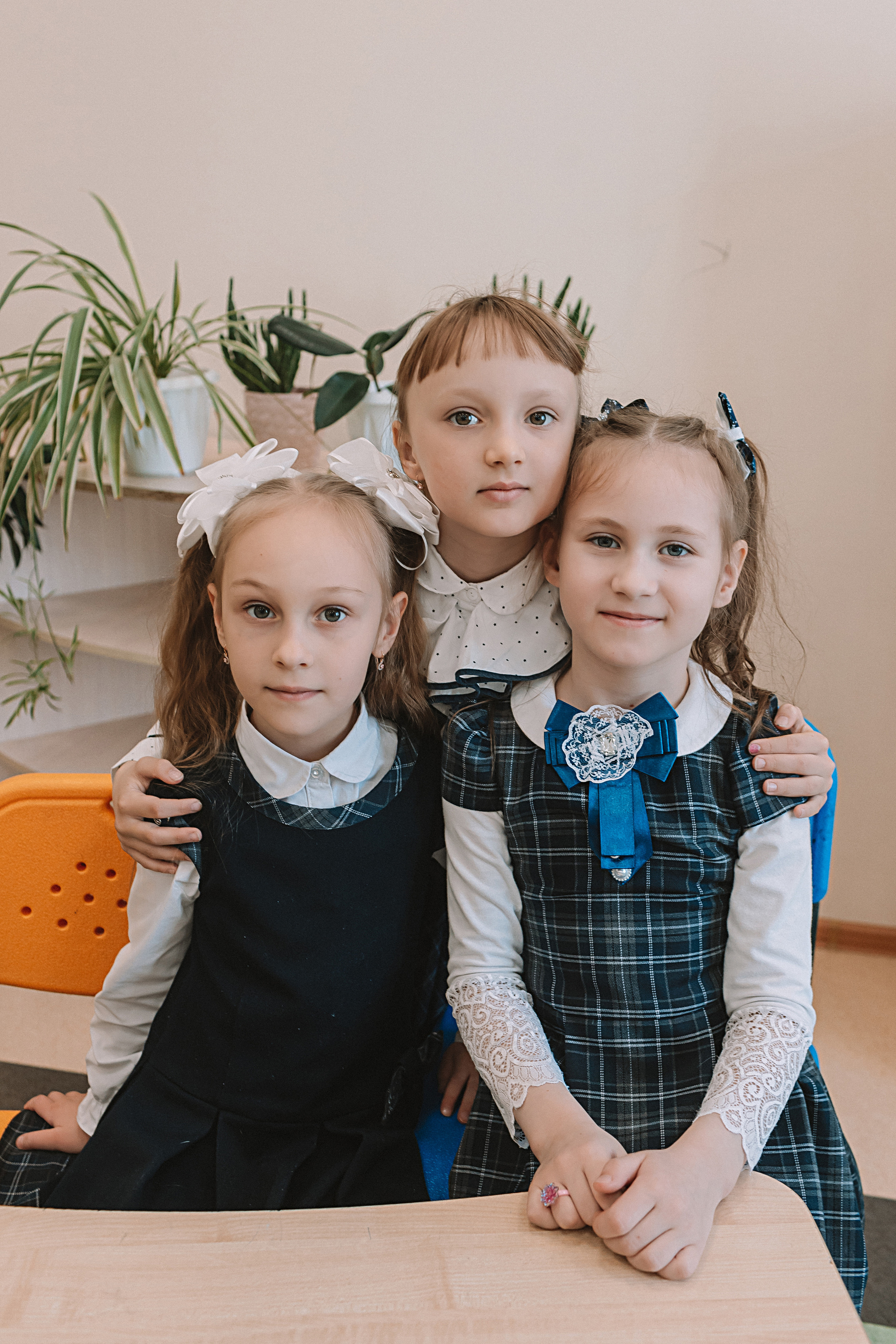 1 класс в кабинете. Семейный фотограф Тюмень, фотограф на роды Салмина Мария