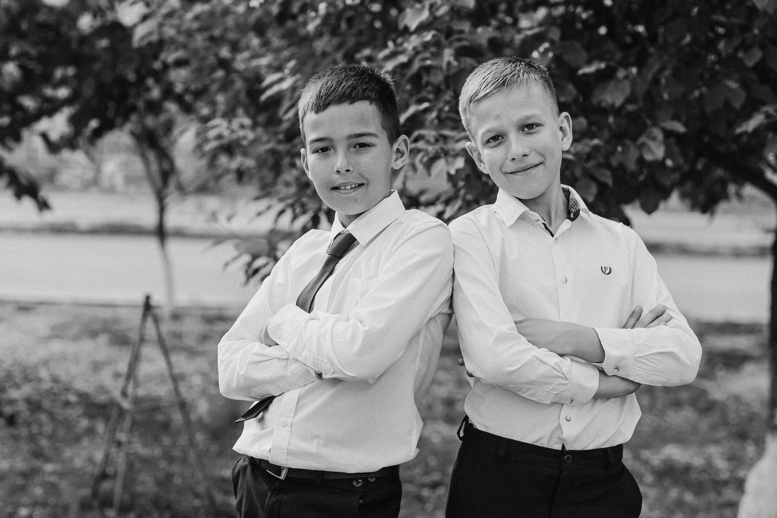 3 класс у школы. Семейный фотограф Тюмень, фотограф на роды Салмина Мария