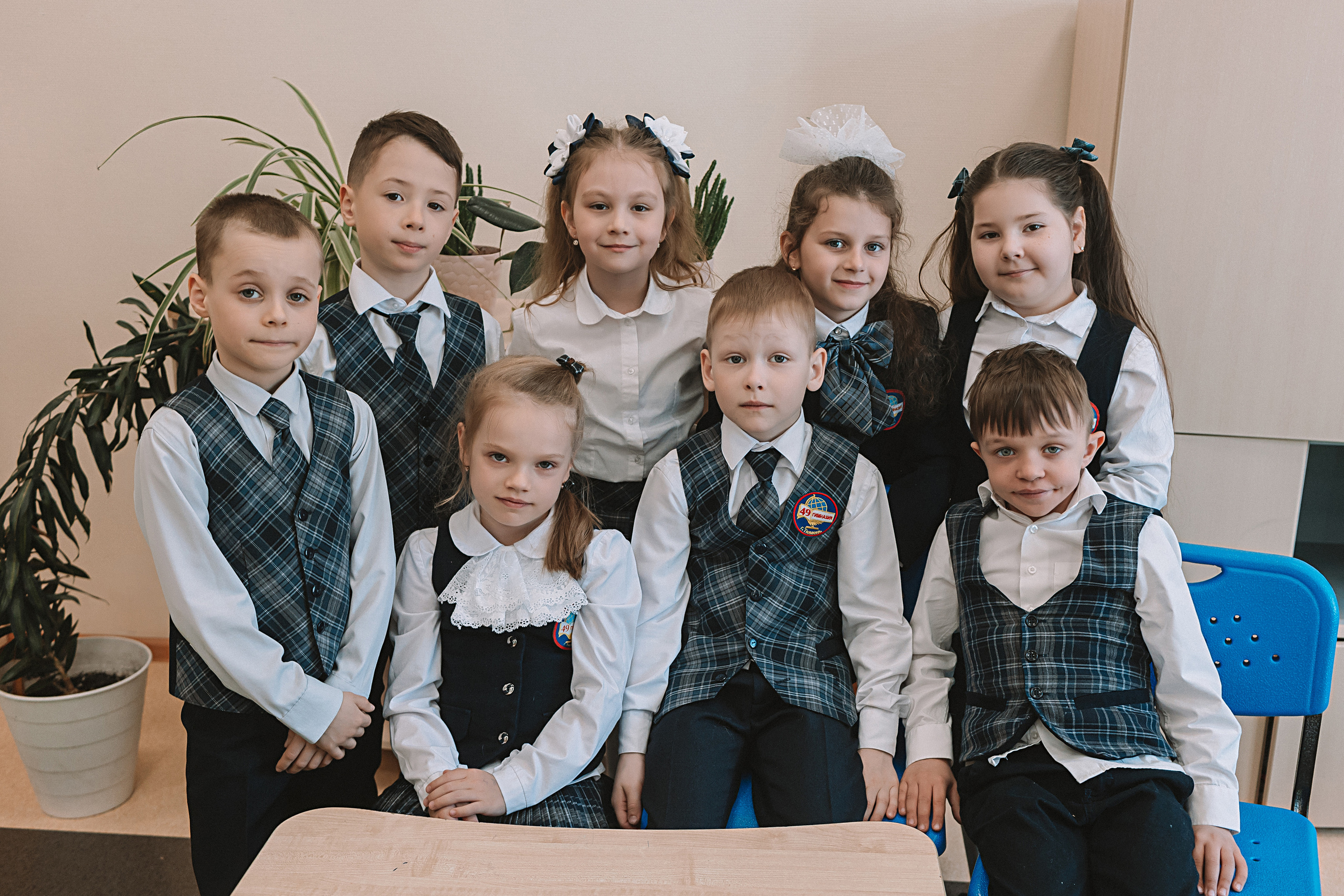 1 класс в кабинете. Семейный фотограф Тюмень, фотограф на роды Салмина Мария