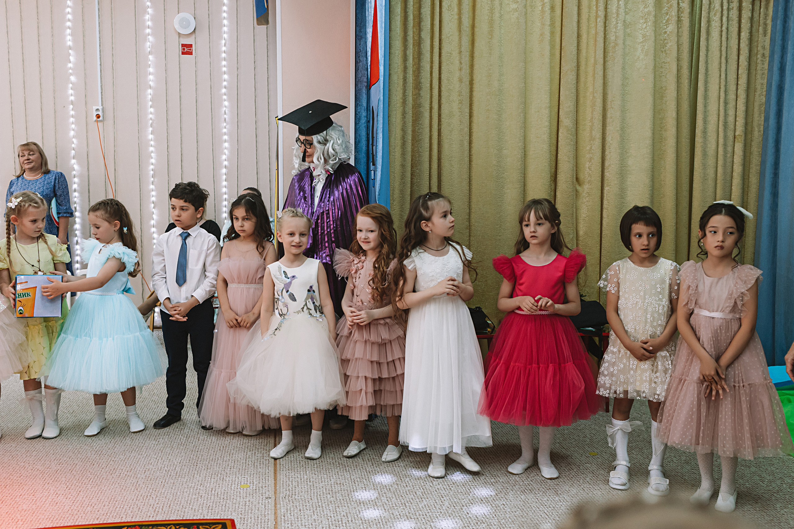 Выпускной детский сад. Семейный фотограф Тюмень, фотограф на роды Салмина Мария