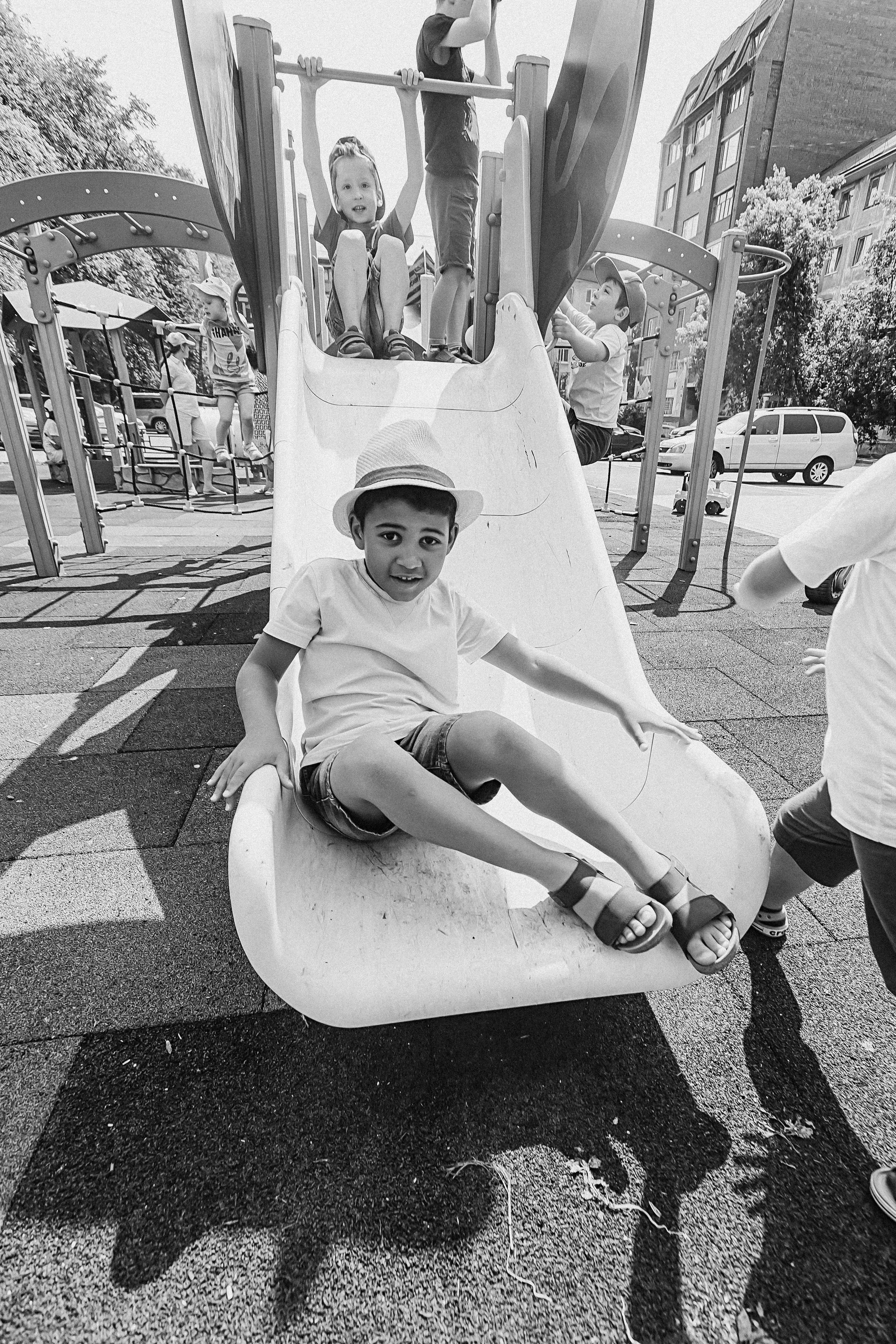 Один день в саду (частный). Семейный фотограф Тюмень, фотограф на роды Салмина Мария