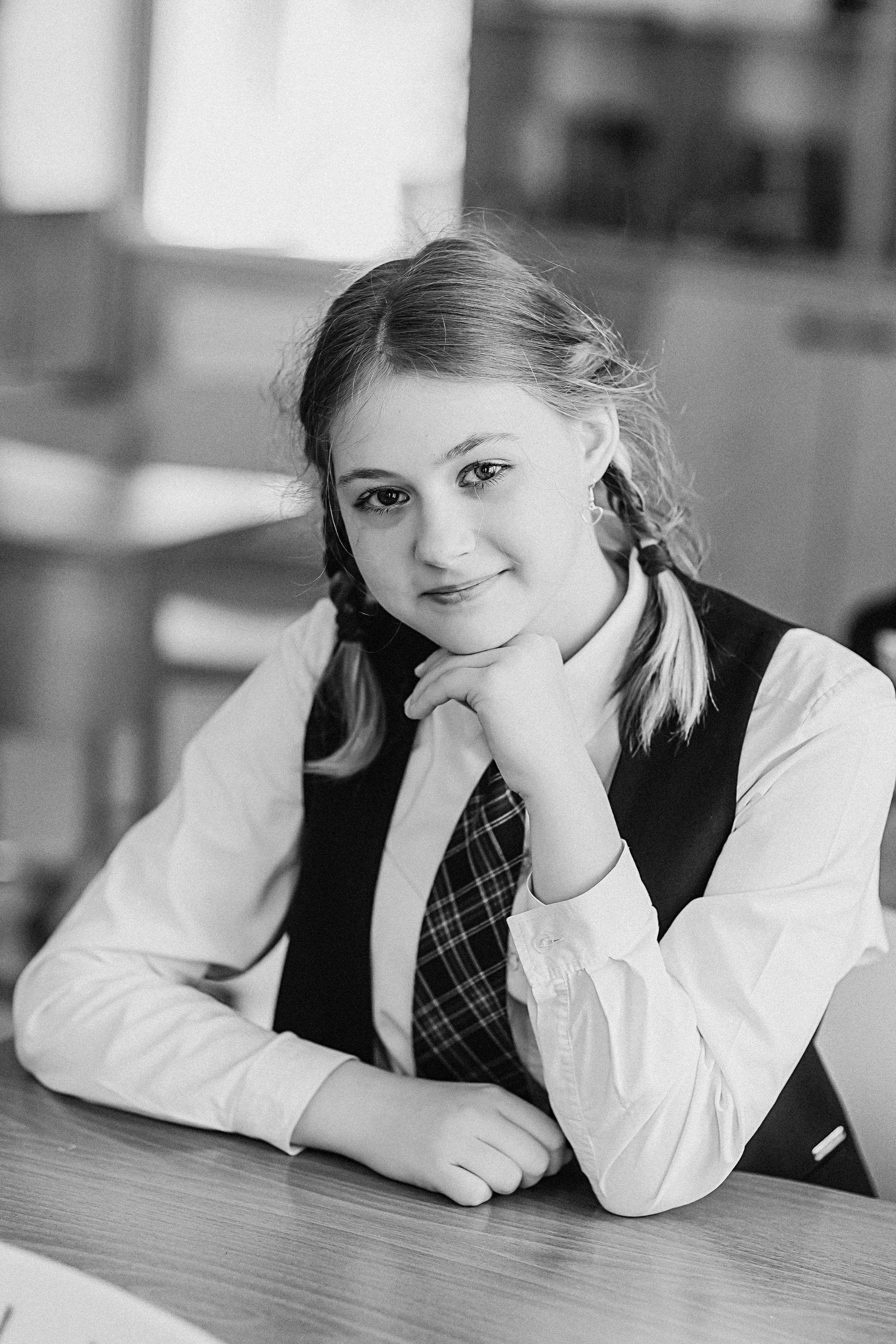 7 класс в кабинете. Семейный фотограф Тюмень, фотограф на роды Салмина Мария