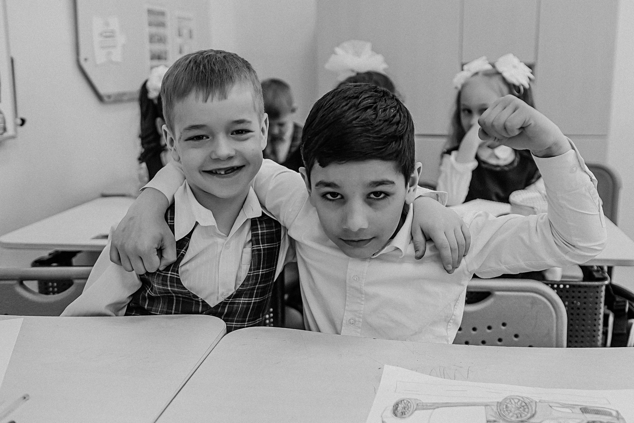 1 класс в кабинете. Семейный фотограф Тюмень, фотограф на роды Салмина Мария