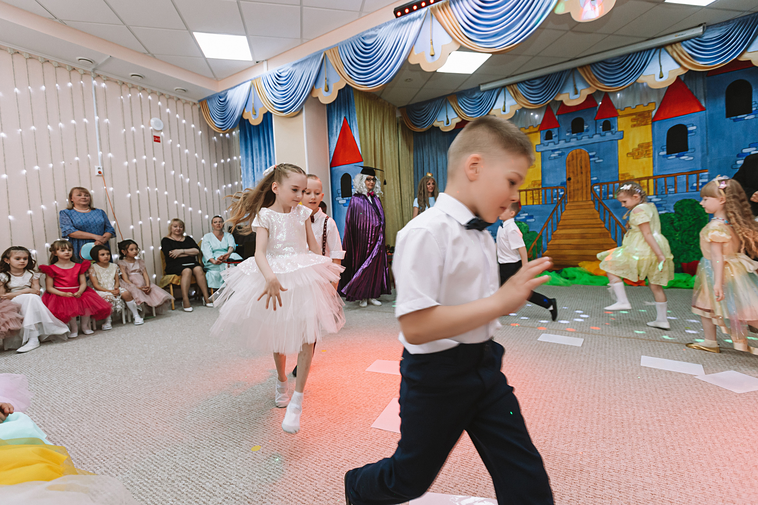 Выпускной детский сад. Семейный фотограф Тюмень, фотограф на роды Салмина Мария
