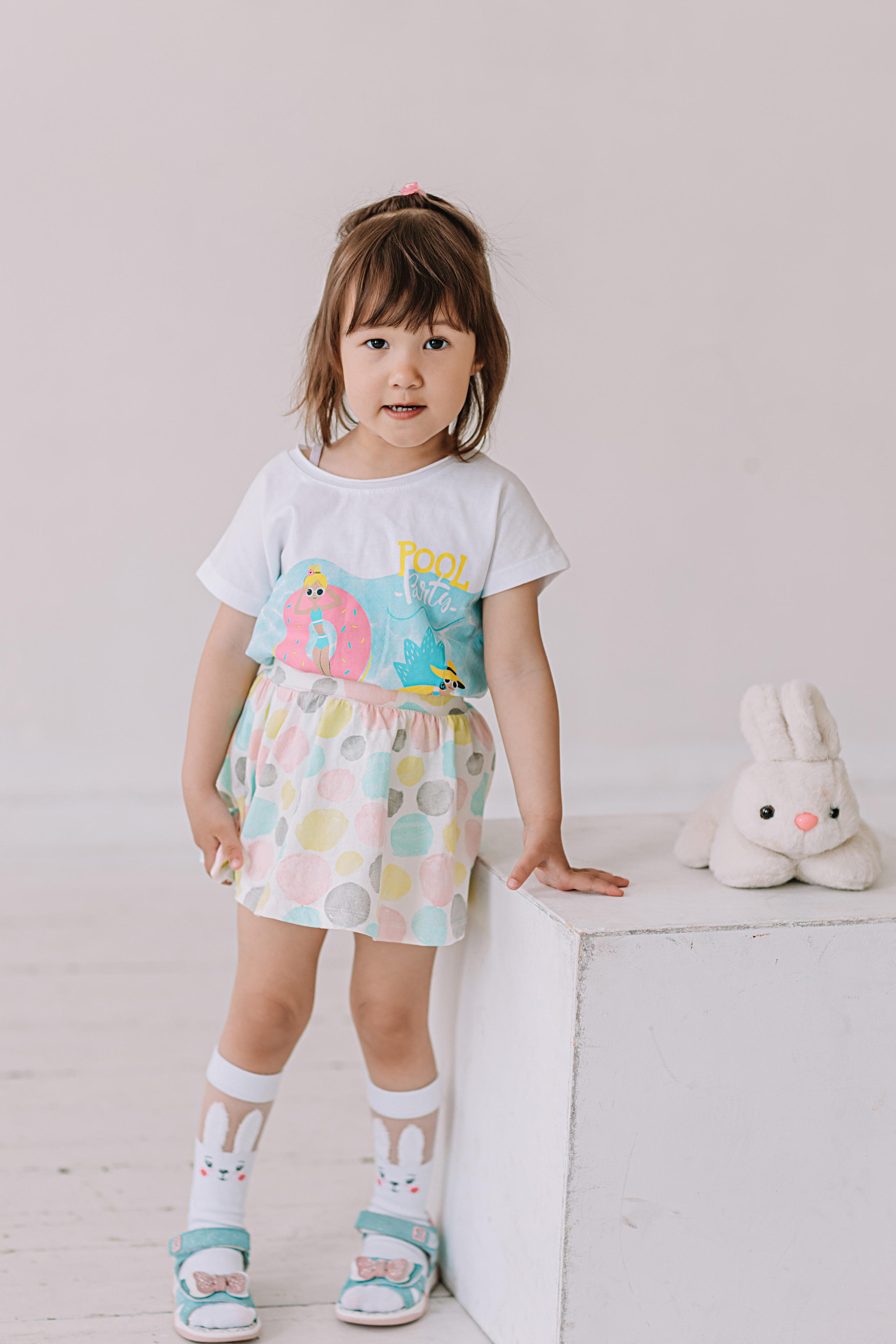 Младшая группа садика в студии. Семейный фотограф Тюмень, фотограф на роды Салмина Мария