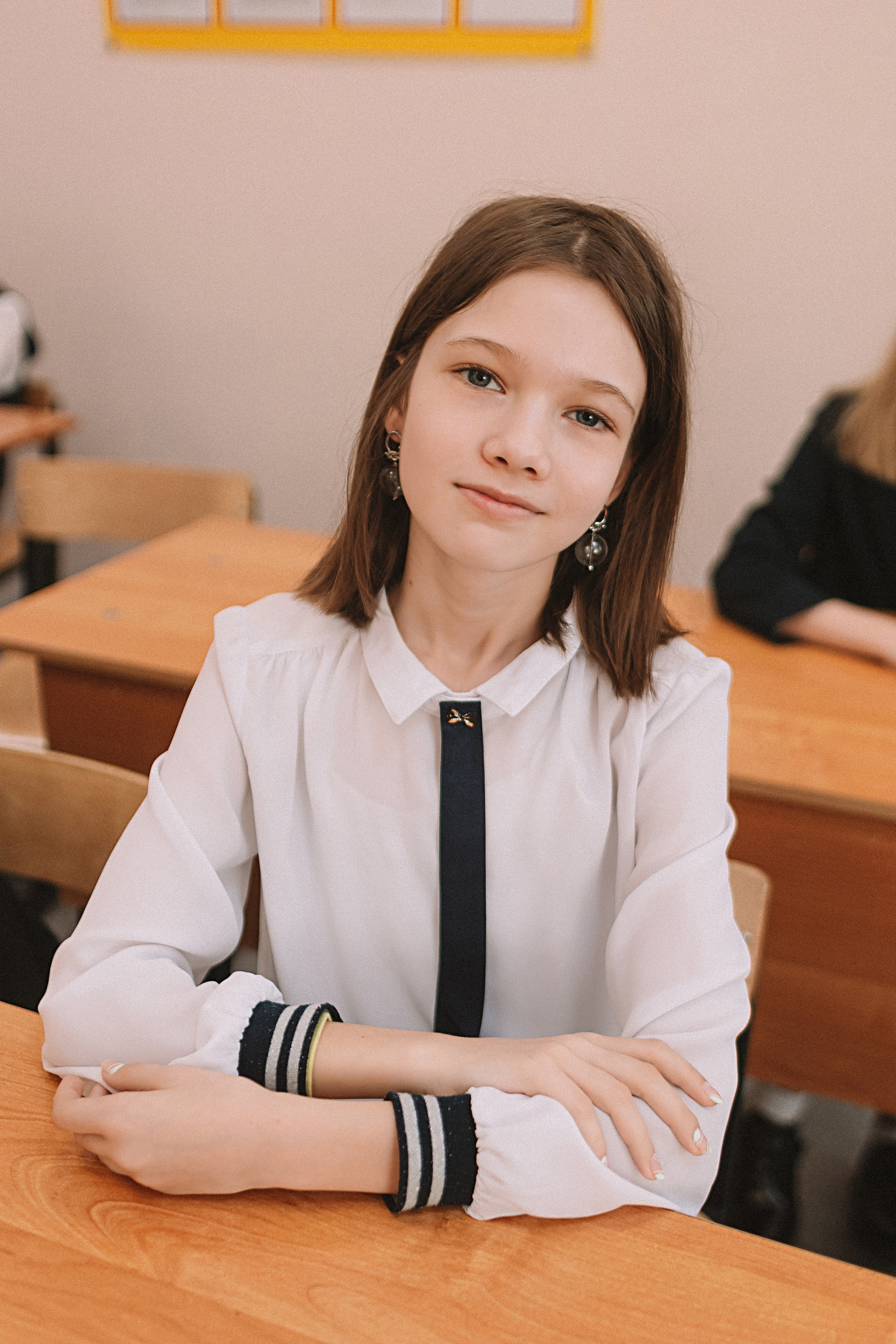 7 класс в стенах школы. Семейный фотограф Тюмень, фотограф на роды Салмина Мария