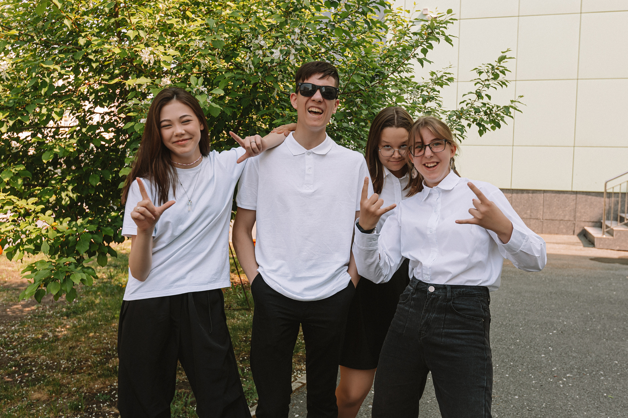 7 класс на улице. Семейный фотограф Тюмень, фотограф на роды Салмина Мария