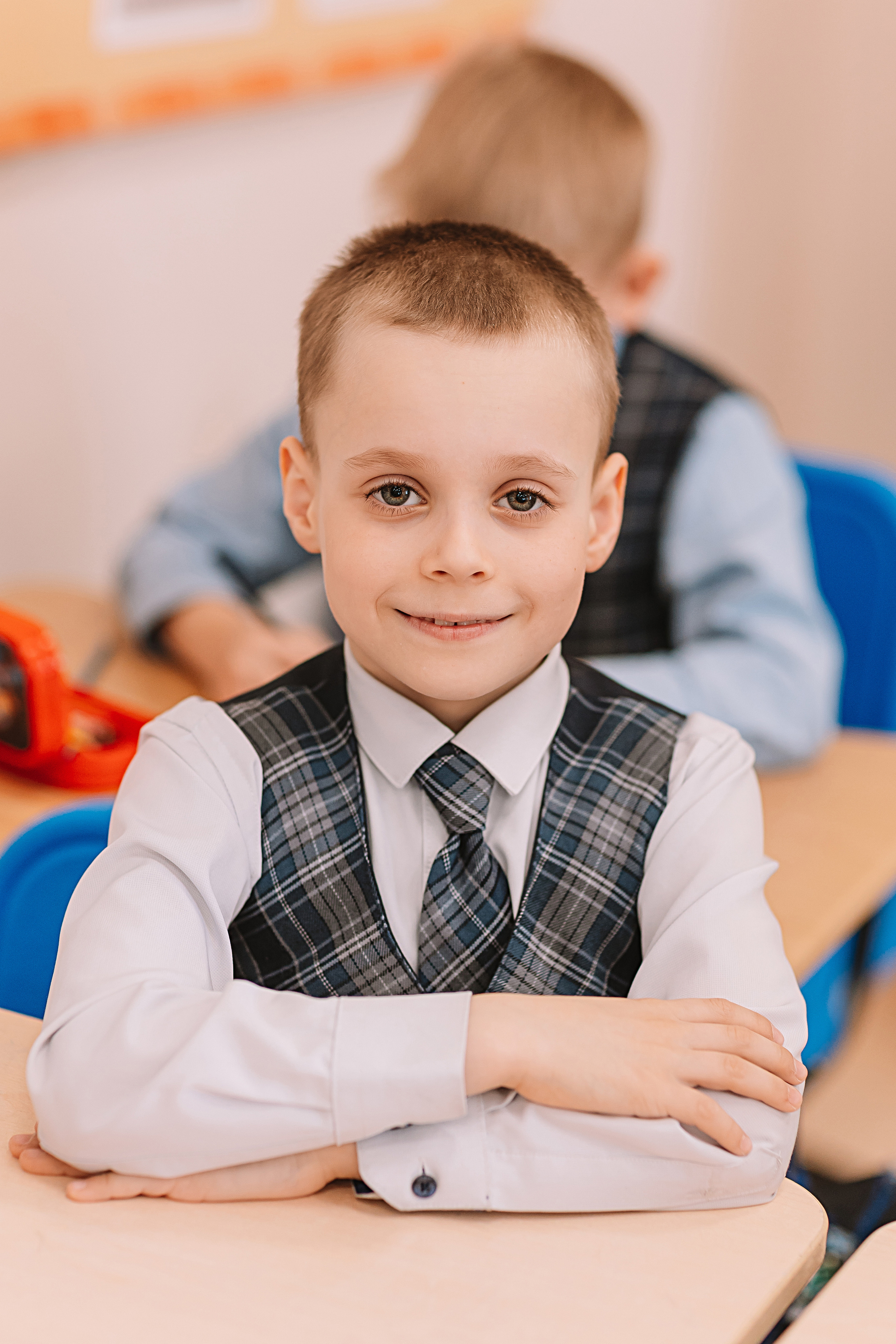 1 класс в кабинете. Семейный фотограф Тюмень, фотограф на роды Салмина Мария