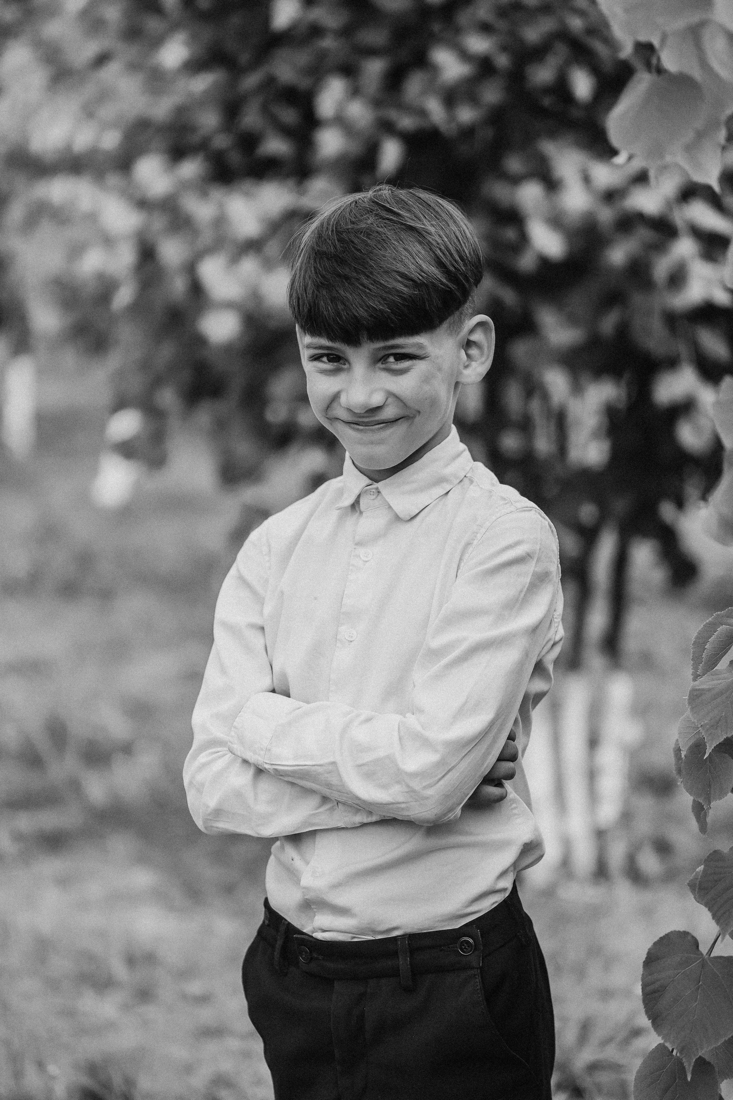 3 класс у школы. Семейный фотограф Тюмень, фотограф на роды Салмина Мария