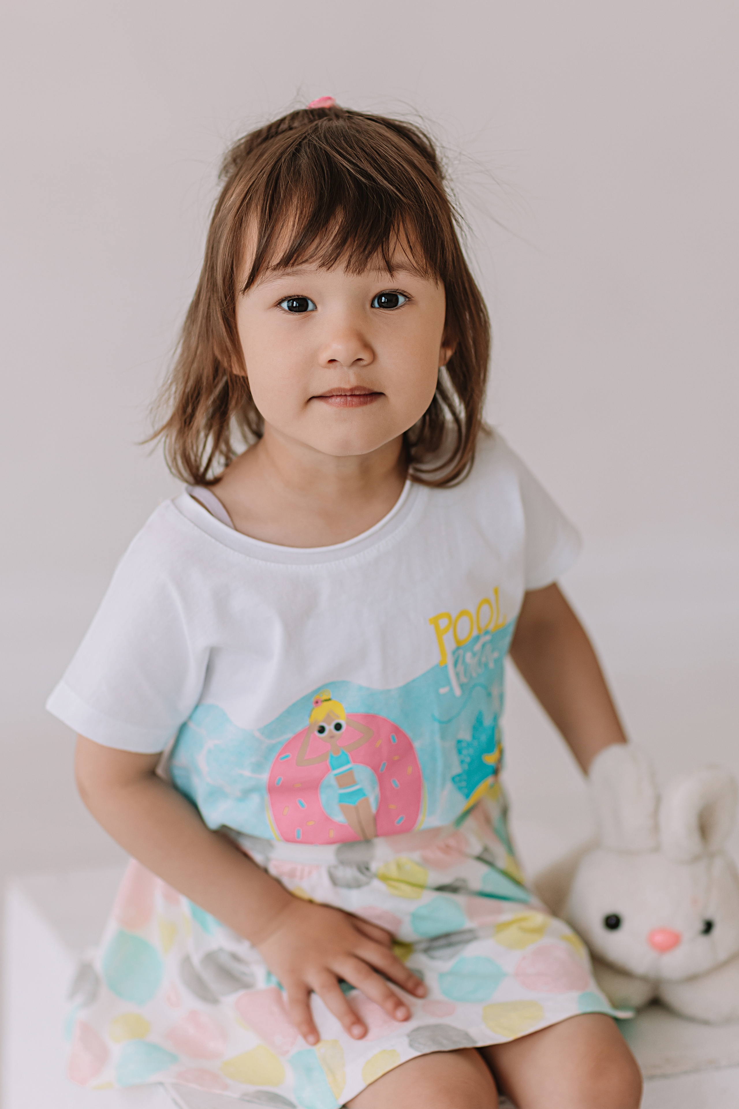 Младшая группа садика в студии. Семейный фотограф Тюмень, фотограф на роды Салмина Мария