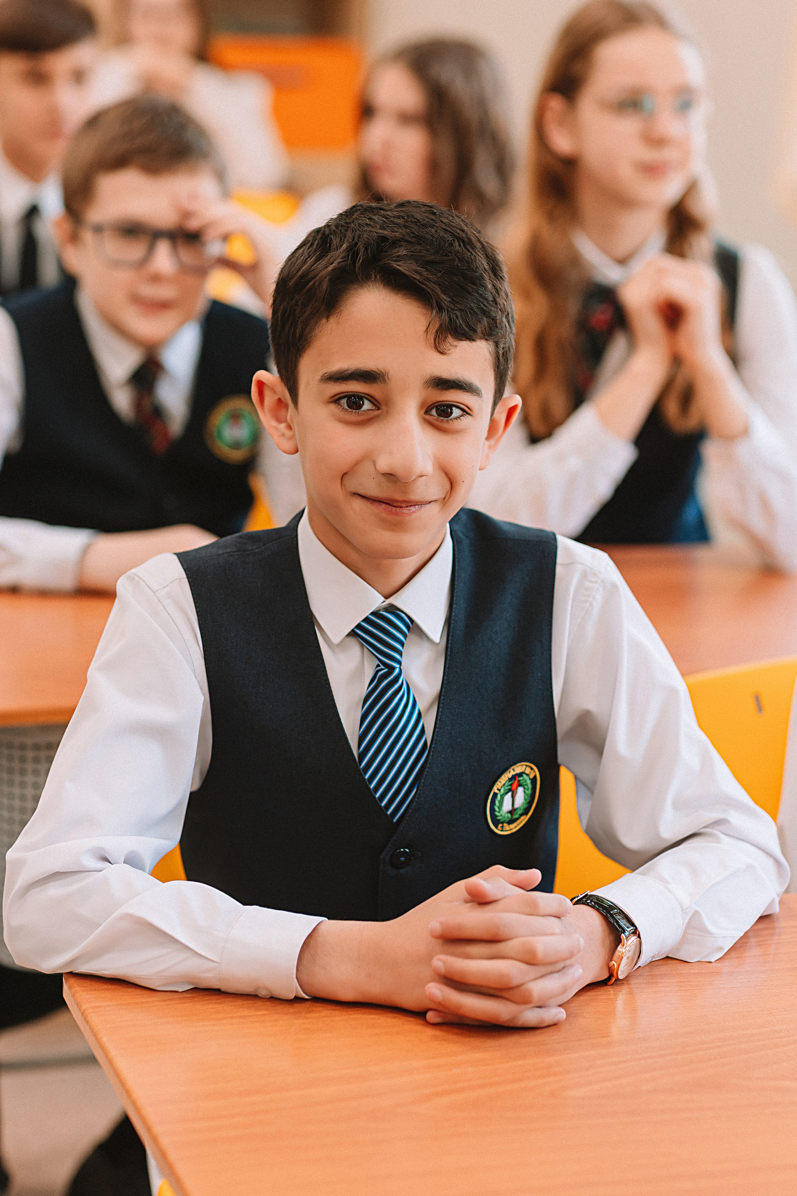 7 класс в кабинете. Семейный фотограф Тюмень, фотограф на роды Салмина Мария