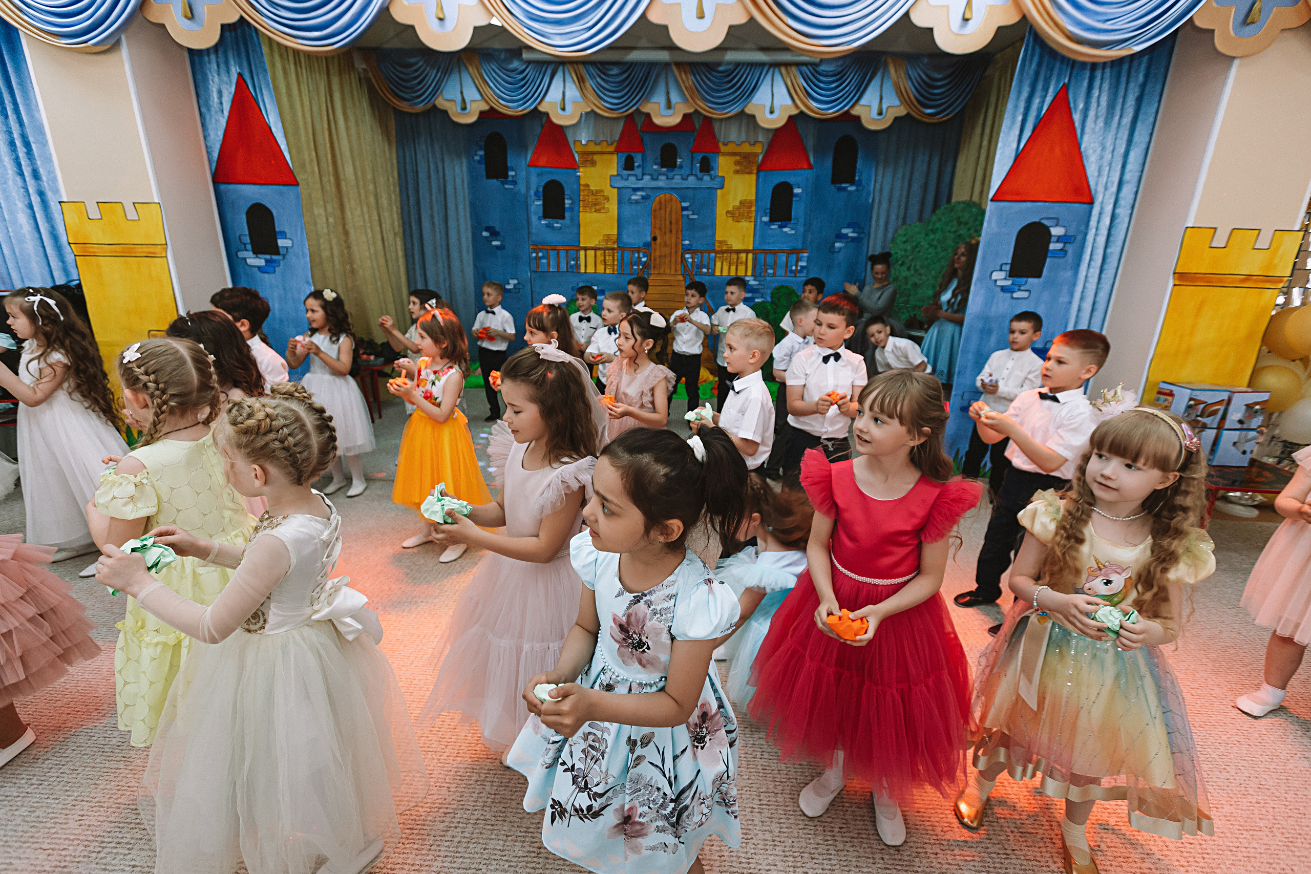 Выпускной детский сад. Семейный фотограф Тюмень, фотограф на роды Салмина Мария