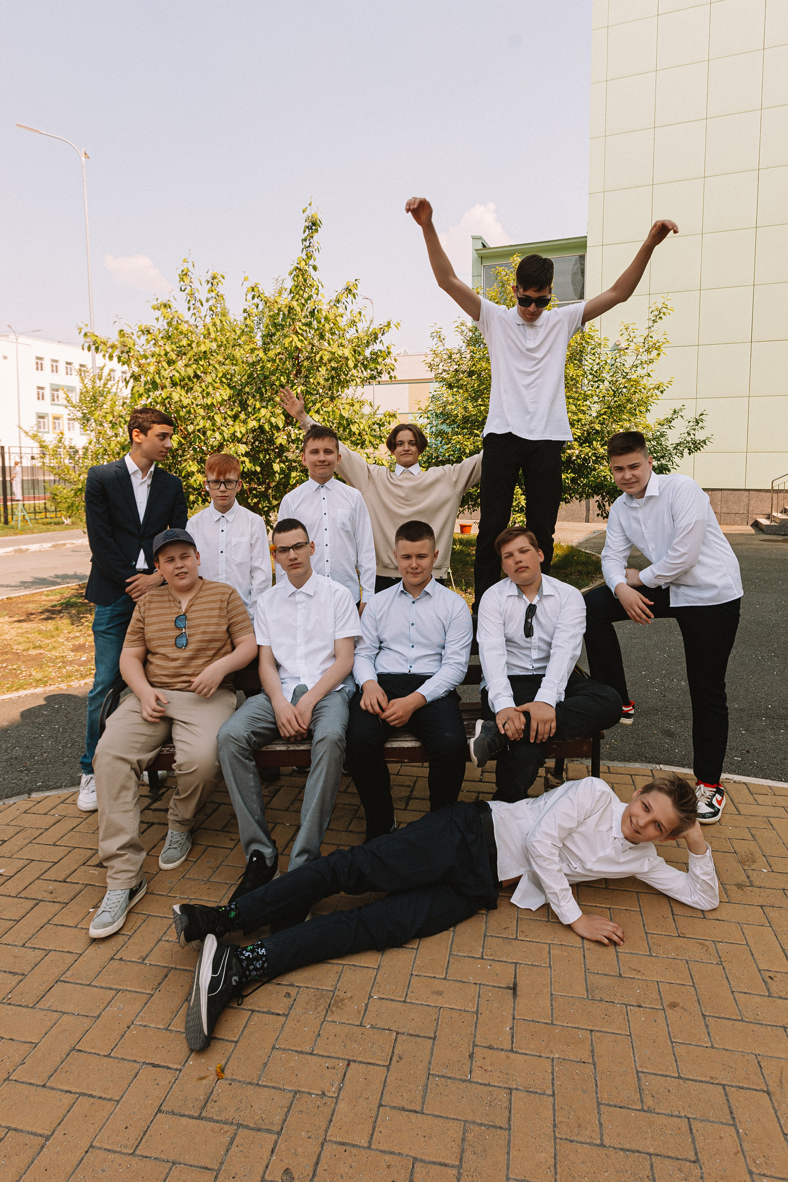 7 класс на улице. Семейный фотограф Тюмень, фотограф на роды Салмина Мария