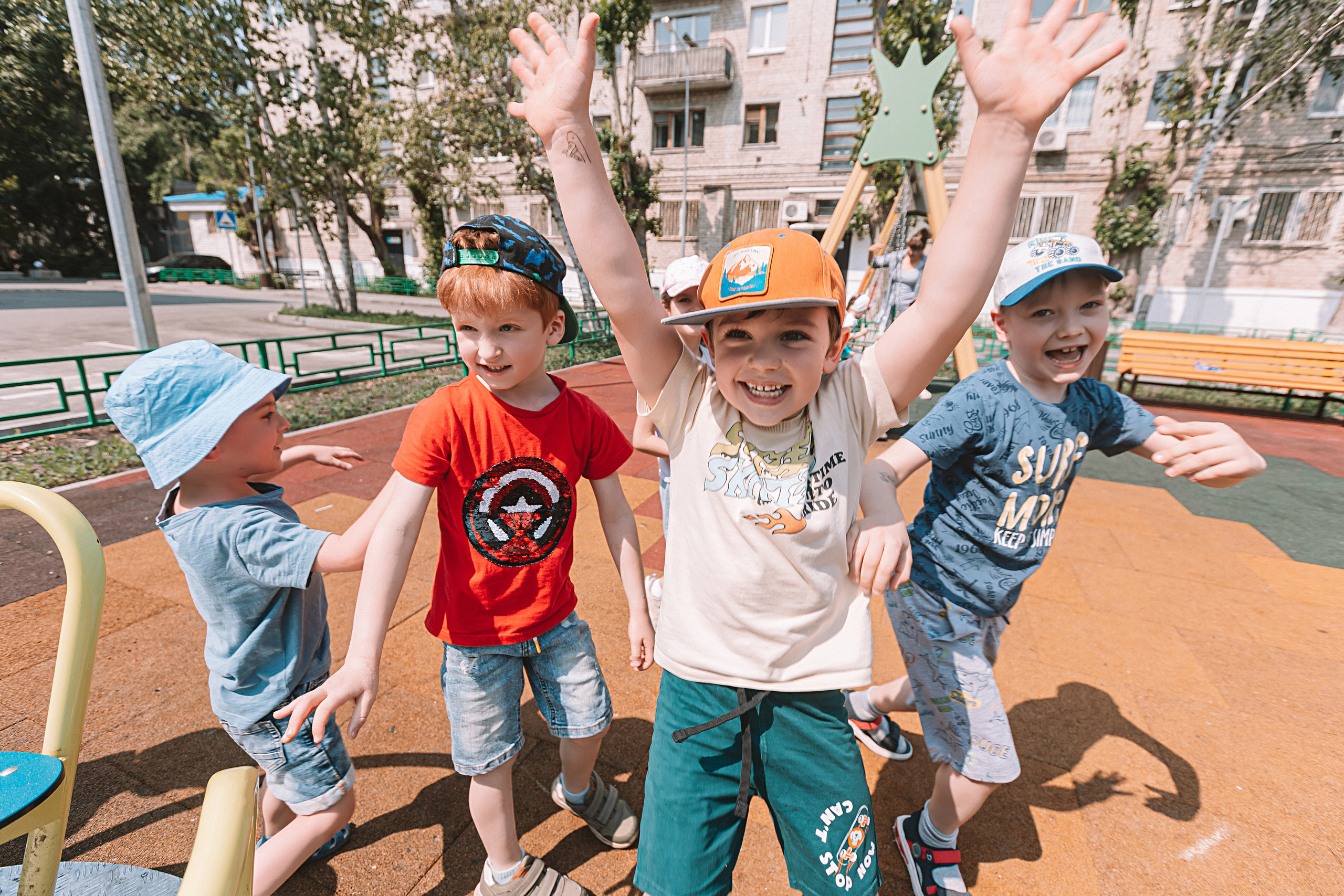 Один день в саду (частный). Семейный фотограф Тюмень, фотограф на роды Салмина Мария