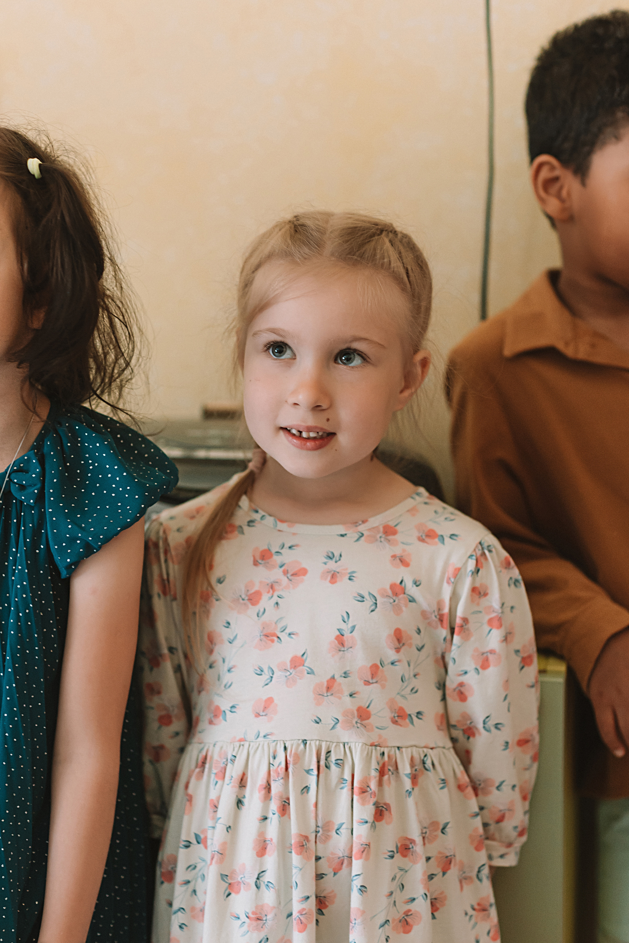 Один день в саду (частный). Семейный фотограф Тюмень, фотограф на роды Салмина Мария