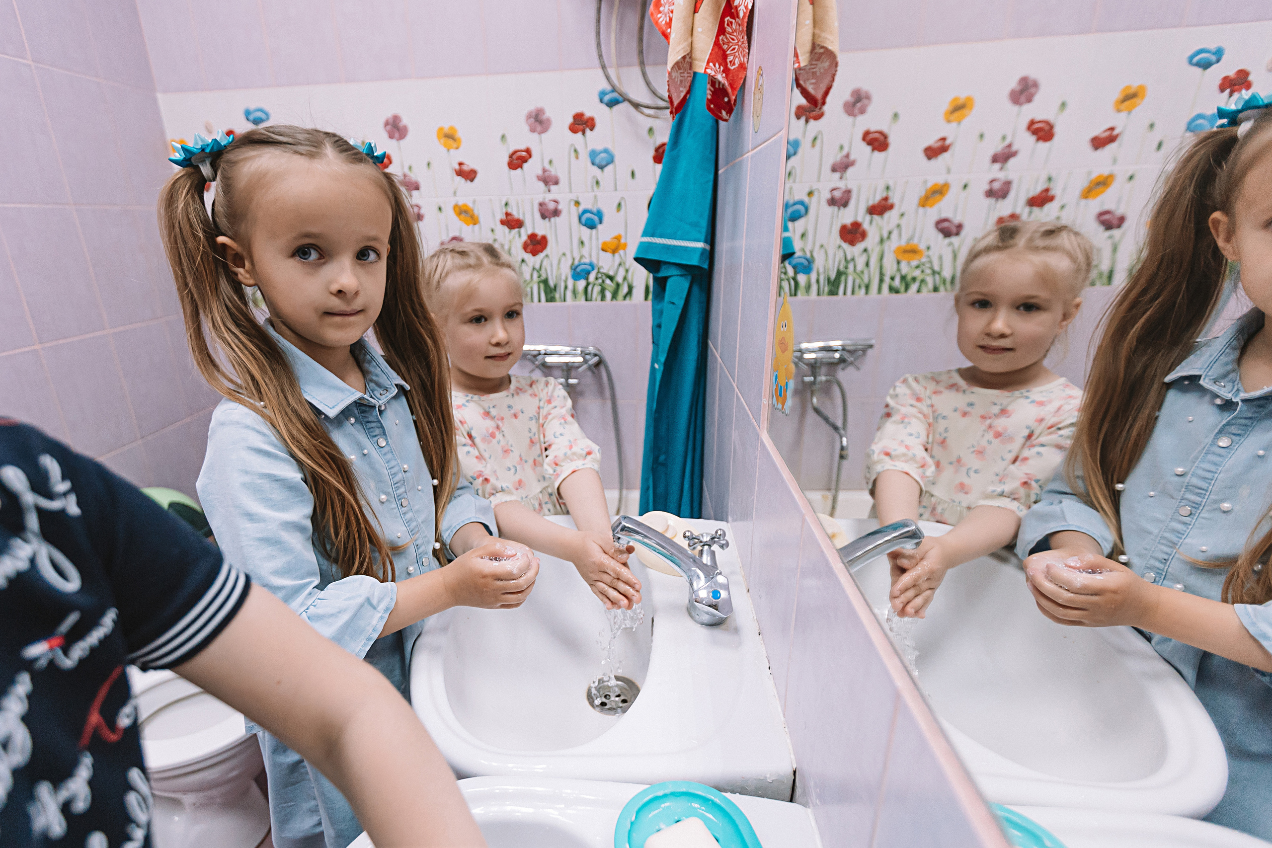 Один день в саду (частный). Семейный фотограф Тюмень, фотограф на роды Салмина Мария