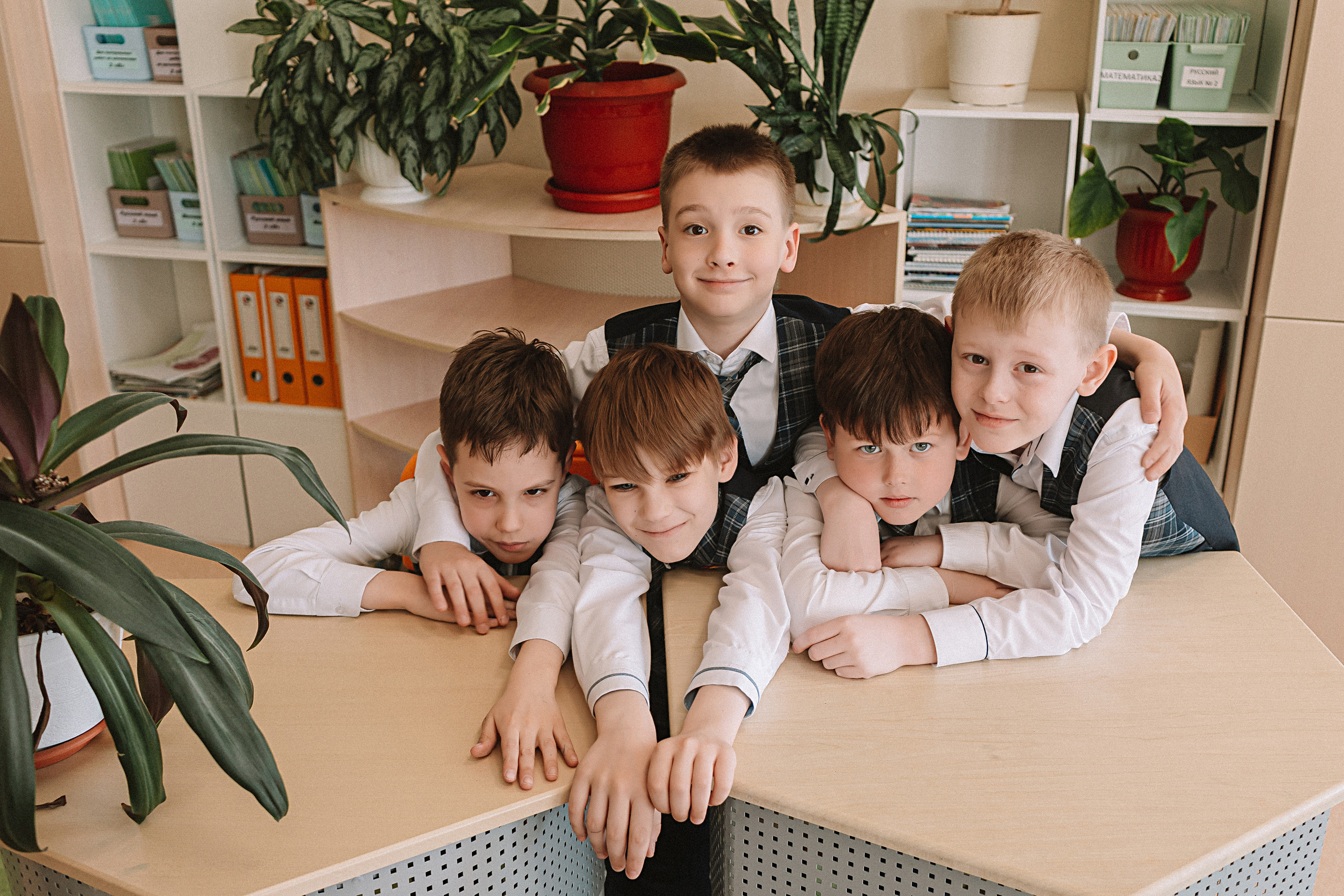 1 п фотосессия в классе. Семейный фотограф Тюмень, фотограф на роды Салмина Мария