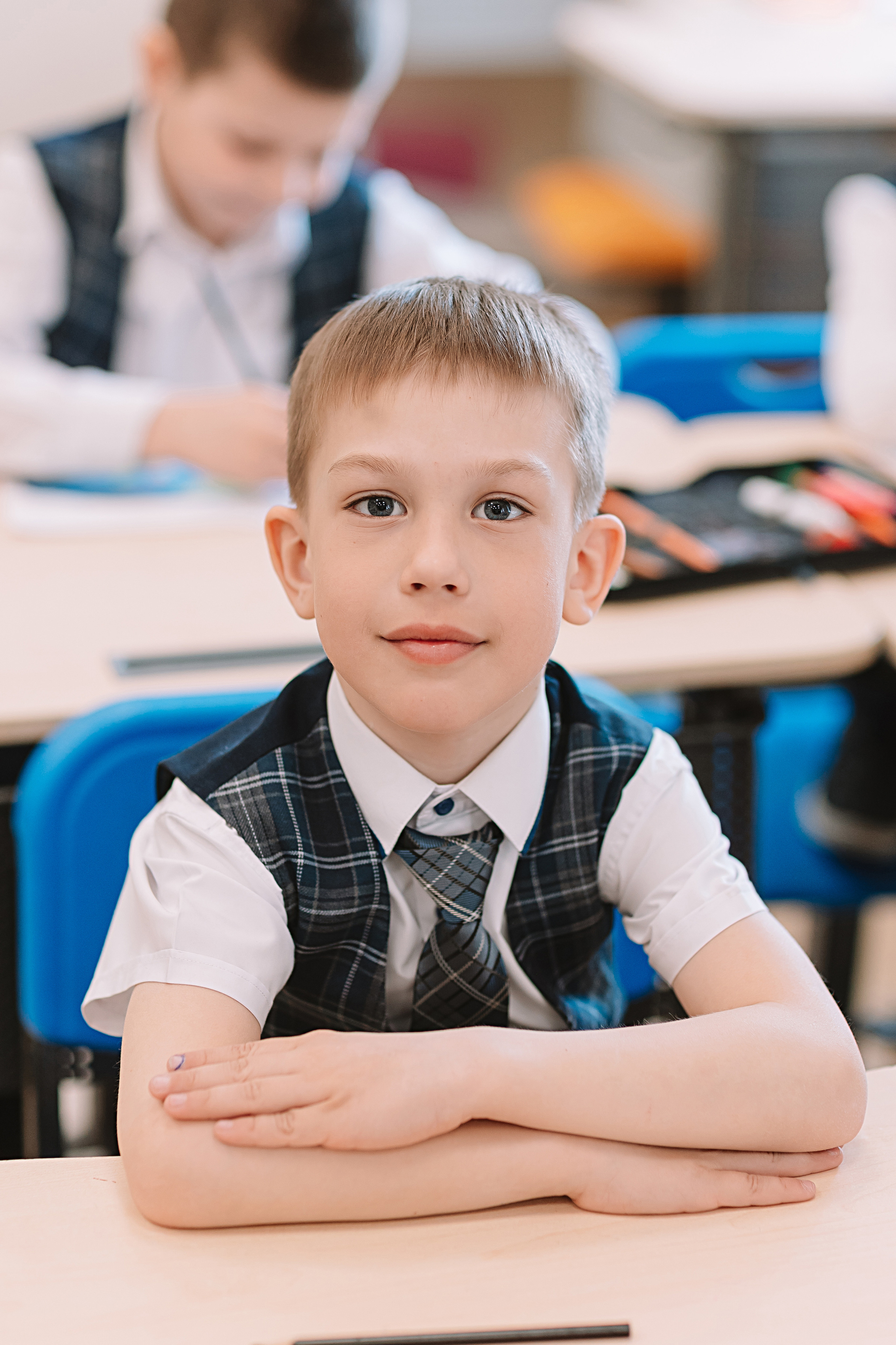 1 класс в кабинете. Семейный фотограф Тюмень, фотограф на роды Салмина Мария