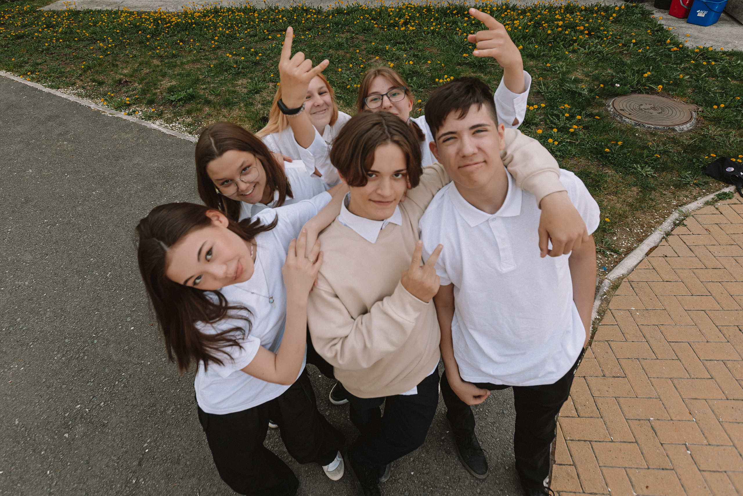 7 класс на улице. Семейный фотограф Тюмень, фотограф на роды Салмина Мария