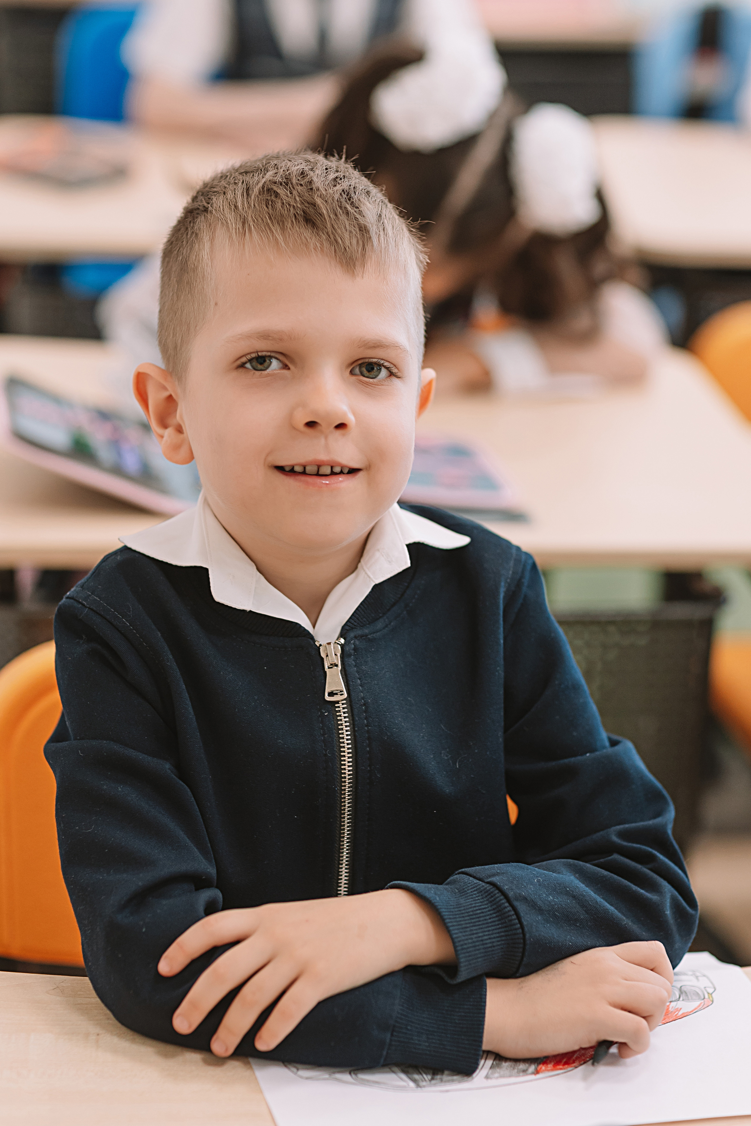 1 класс в кабинете. Семейный фотограф Тюмень, фотограф на роды Салмина Мария