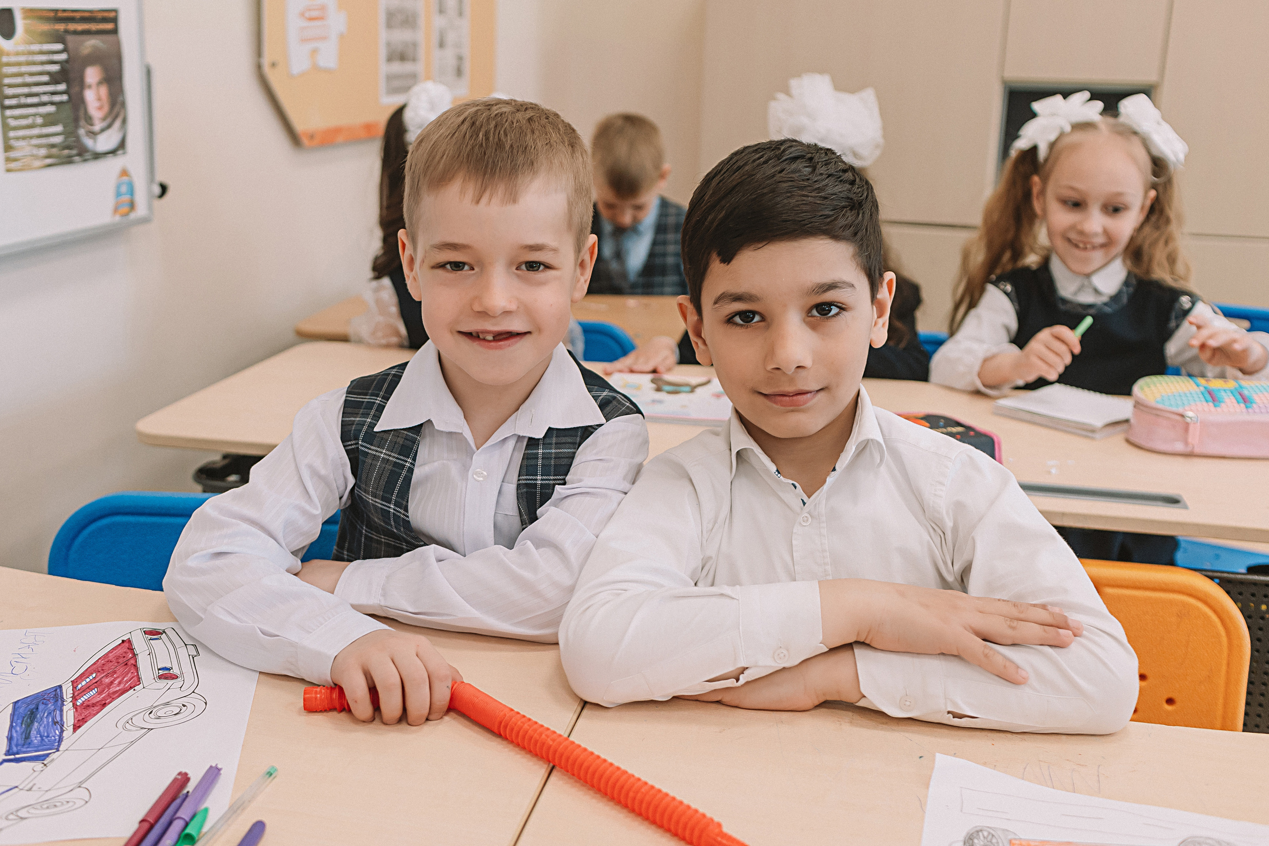 1 класс в кабинете. Семейный фотограф Тюмень, фотограф на роды Салмина Мария