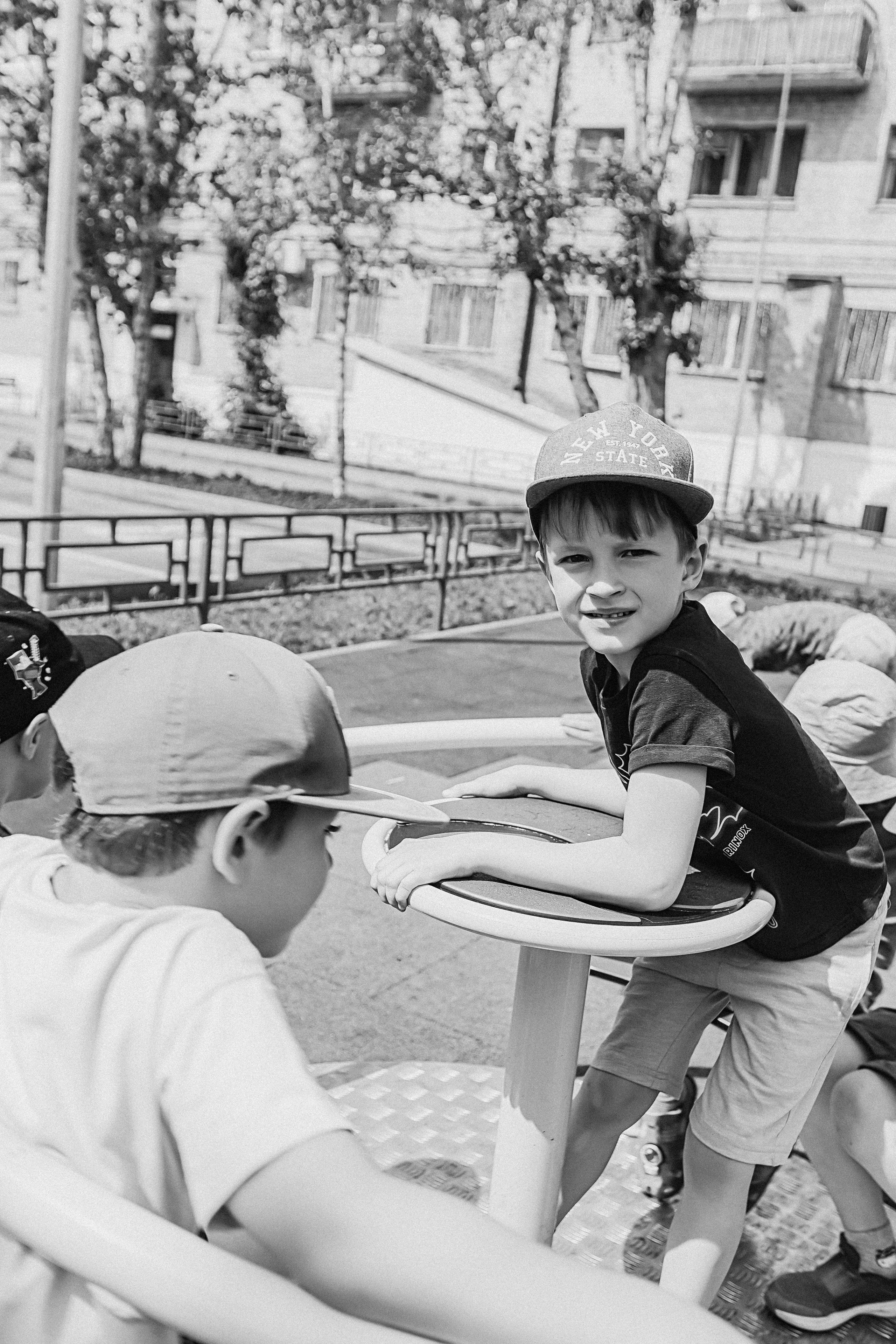 Один день в саду (частный). Семейный фотограф Тюмень, фотограф на роды Салмина Мария