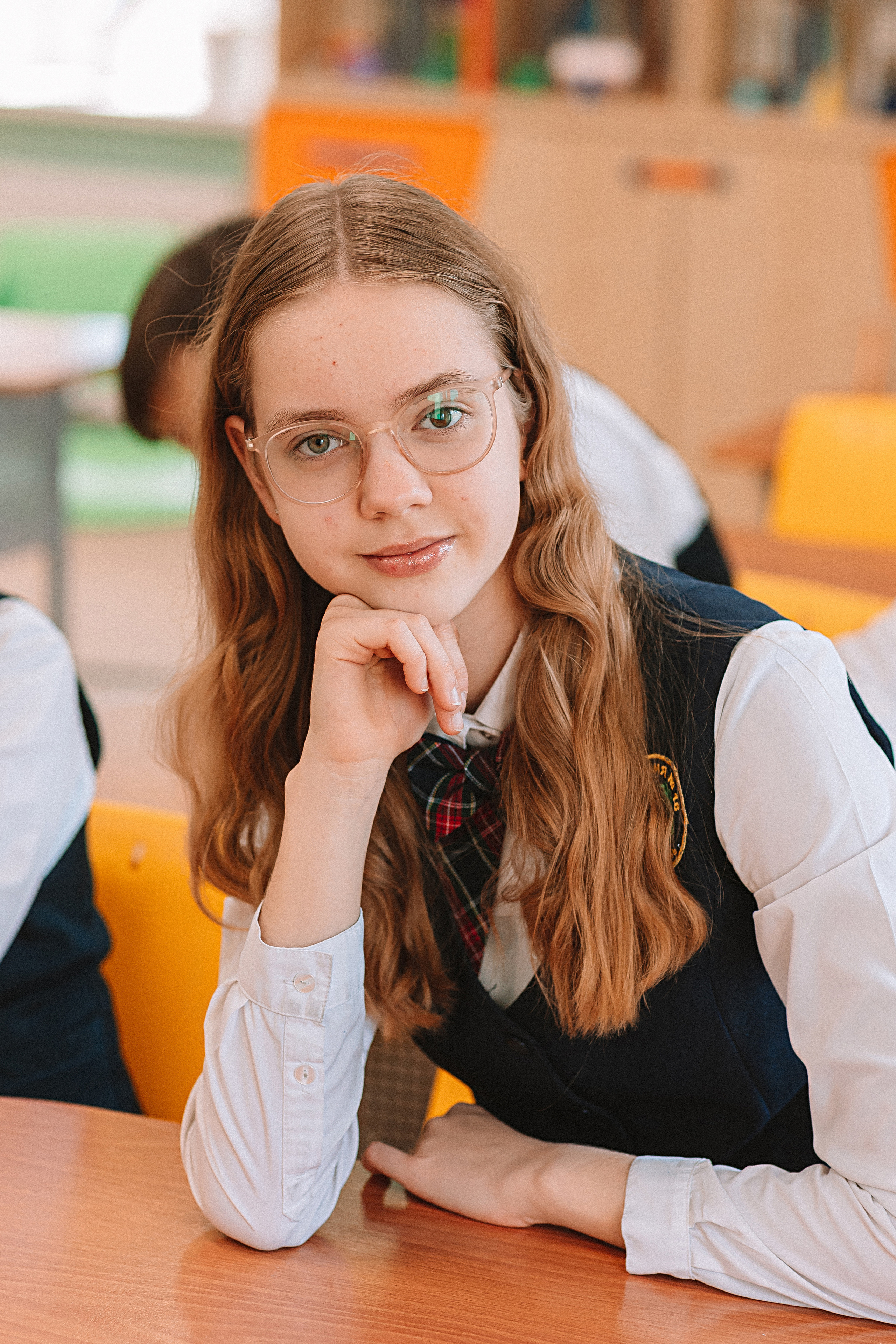 7 класс в кабинете. Семейный фотограф Тюмень, фотограф на роды Салмина Мария