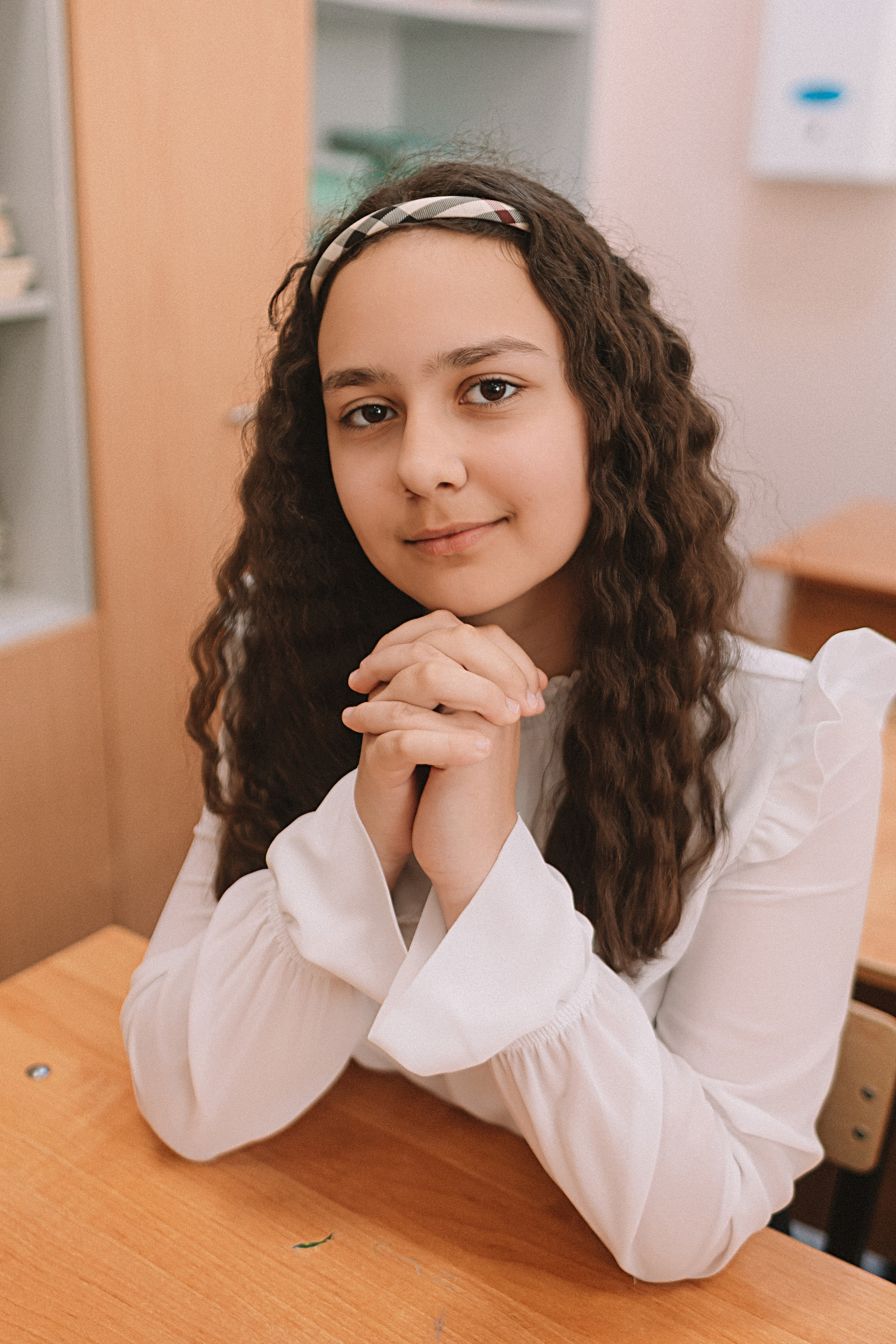 7 класс в стенах школы. Семейный фотограф Тюмень, фотограф на роды Салмина Мария